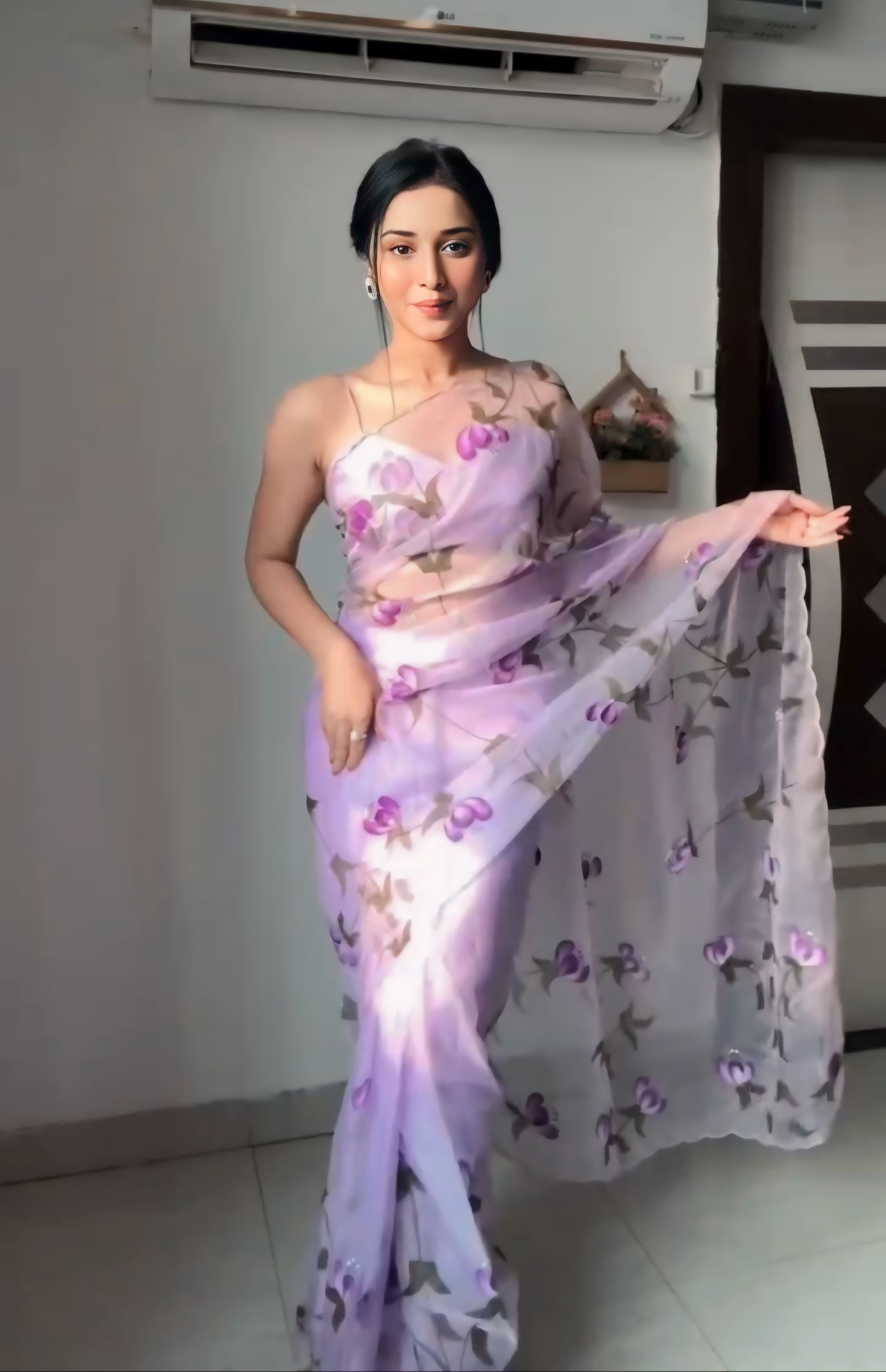 One Minute Ready To ImperialIris Pure Soft Georgette Silk Saree