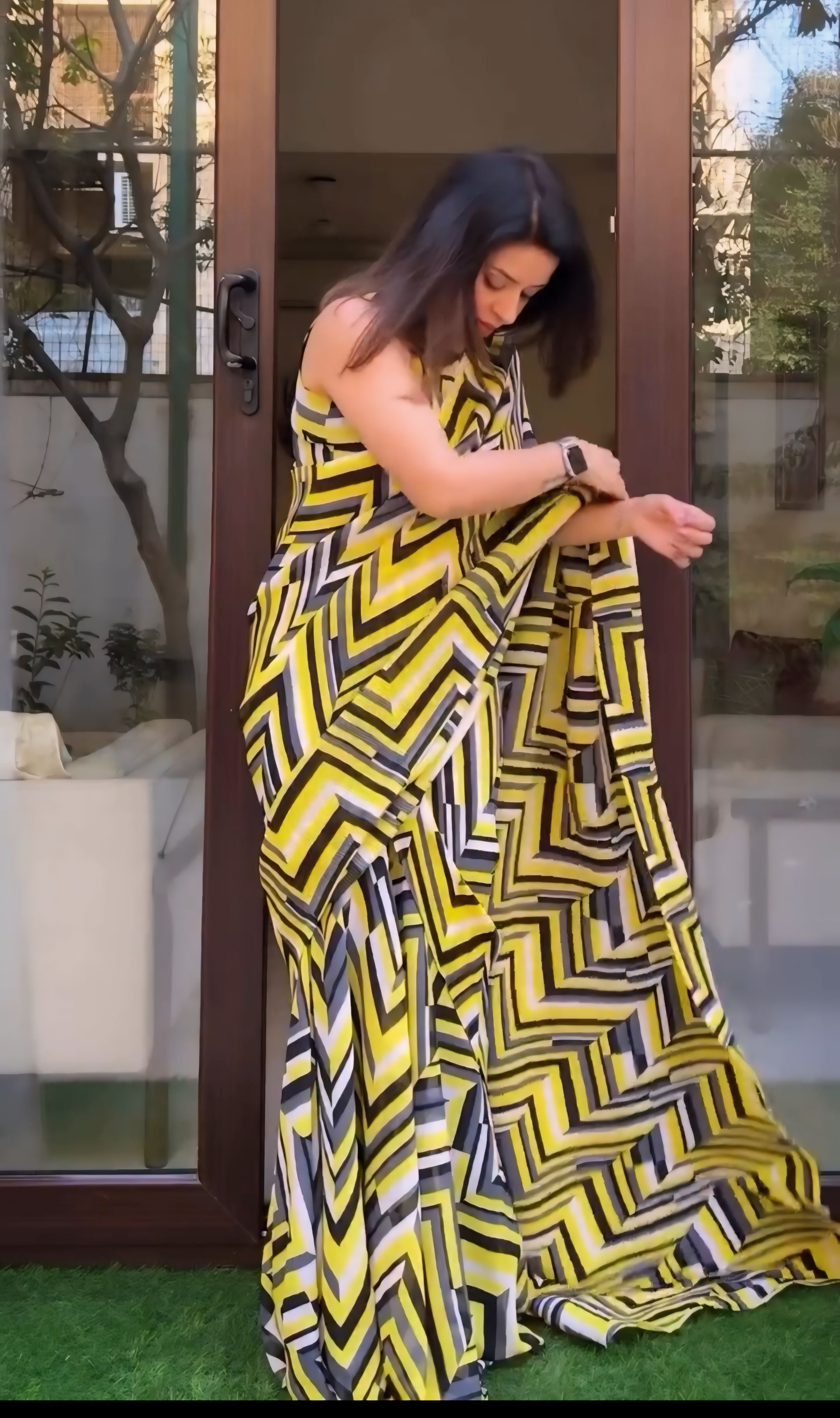 One Minute Ready To Wear Bumblebee Beauty Pure Soft Georgette Silk Saree
