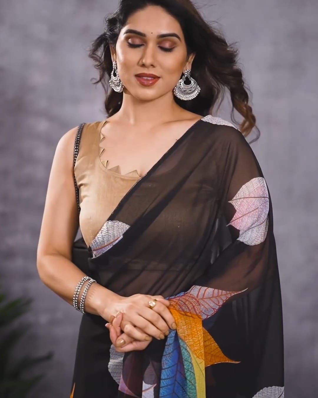 New One Minute Ready To Wear Pure Soft Georgette Silk Flower Designed Black Saree With Same Model Unstiched Blouse Piece