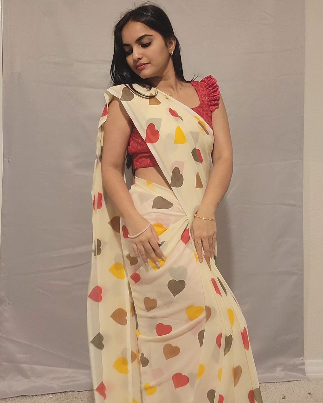 One Minute Ready To PureHeart Drape Pure Soft Georgette Silk Saree