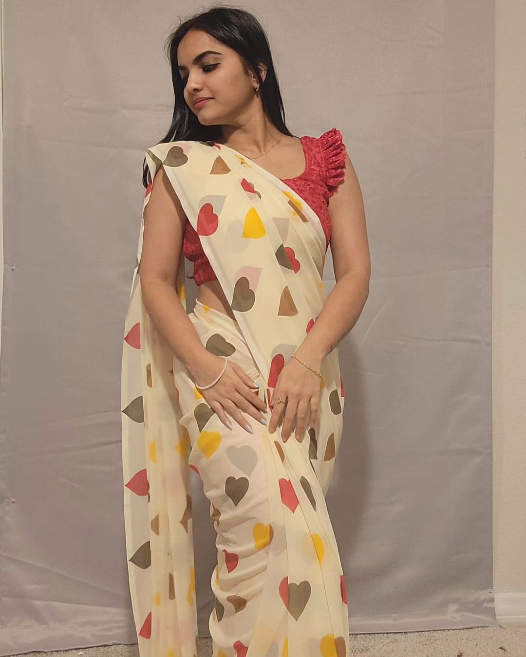 One Minute Ready To PureHeart Drape Pure Soft Georgette Silk Saree