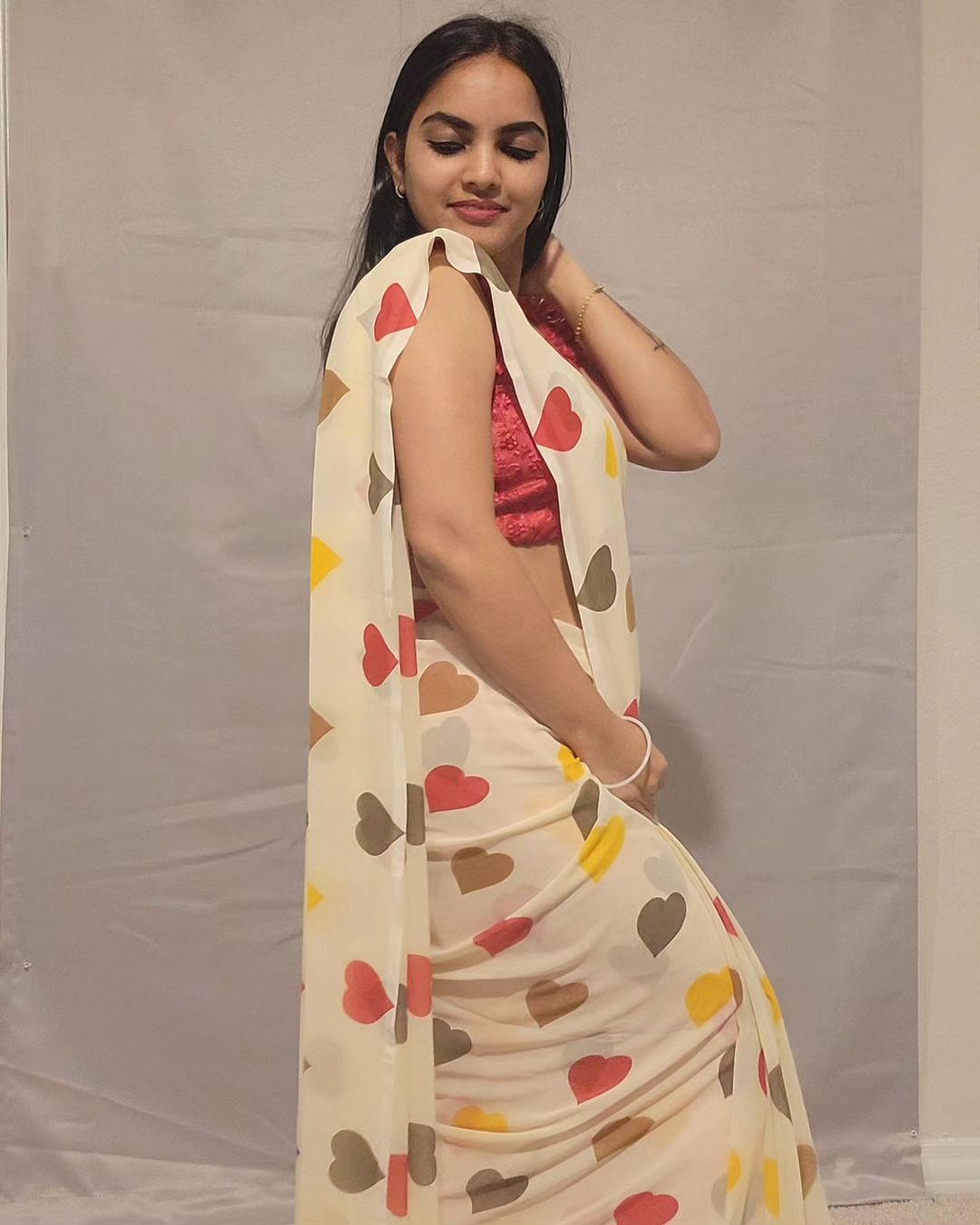 One Minute Ready To PureHeart Drape Pure Soft Georgette Silk Saree