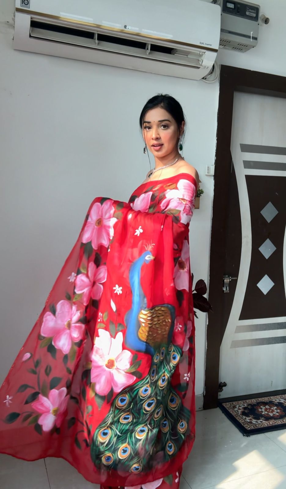 One Minute Ready To Ruby Rose Wrap Pure Soft Georgette Silk Saree