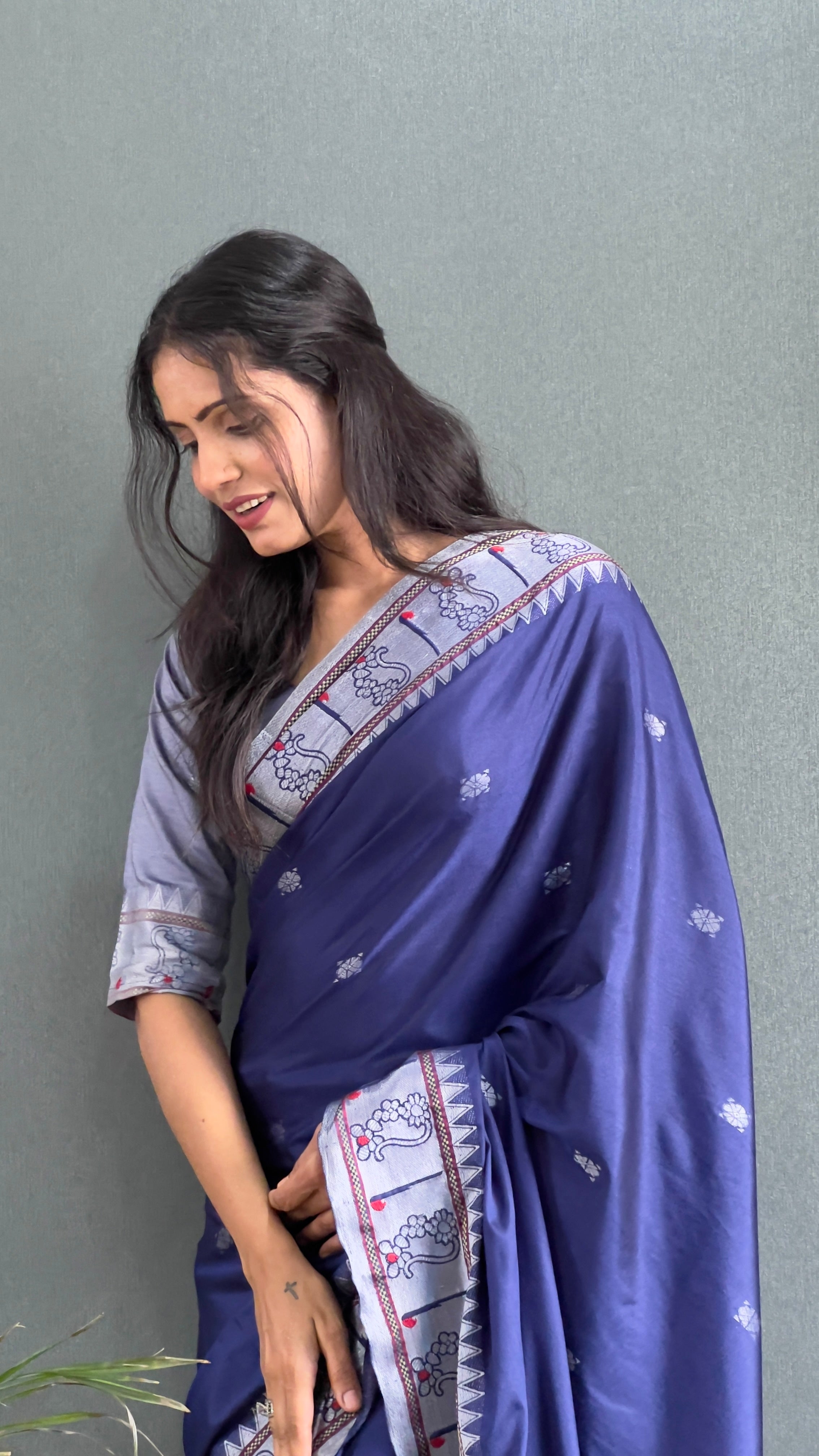 One Minute Ready To Wear Royal Orchid Soft Georgette Silk Saree