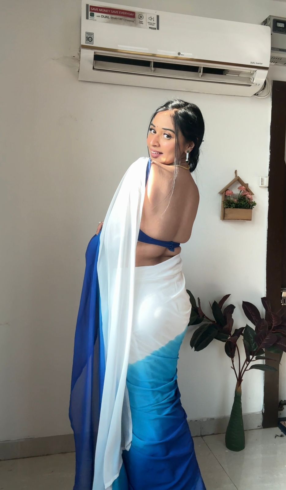 One Minute Ready To Oceanic Veil Pure Soft Georgette Silk Saree