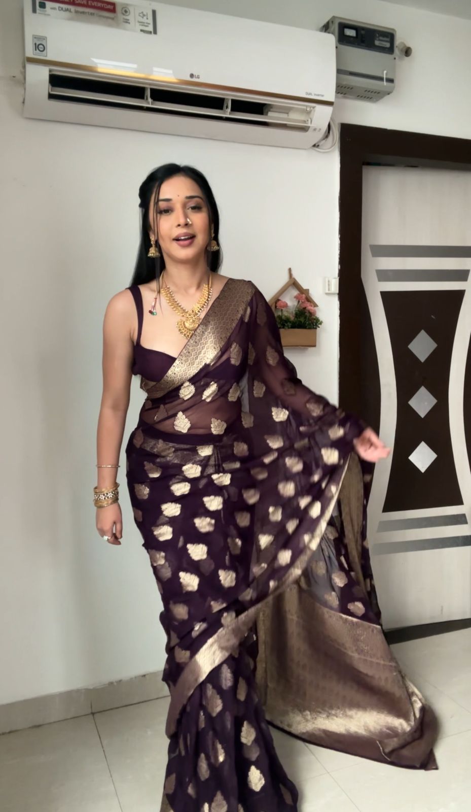 One Minute Ready To Royal Violet  Pure Soft Georgette Silk Saree