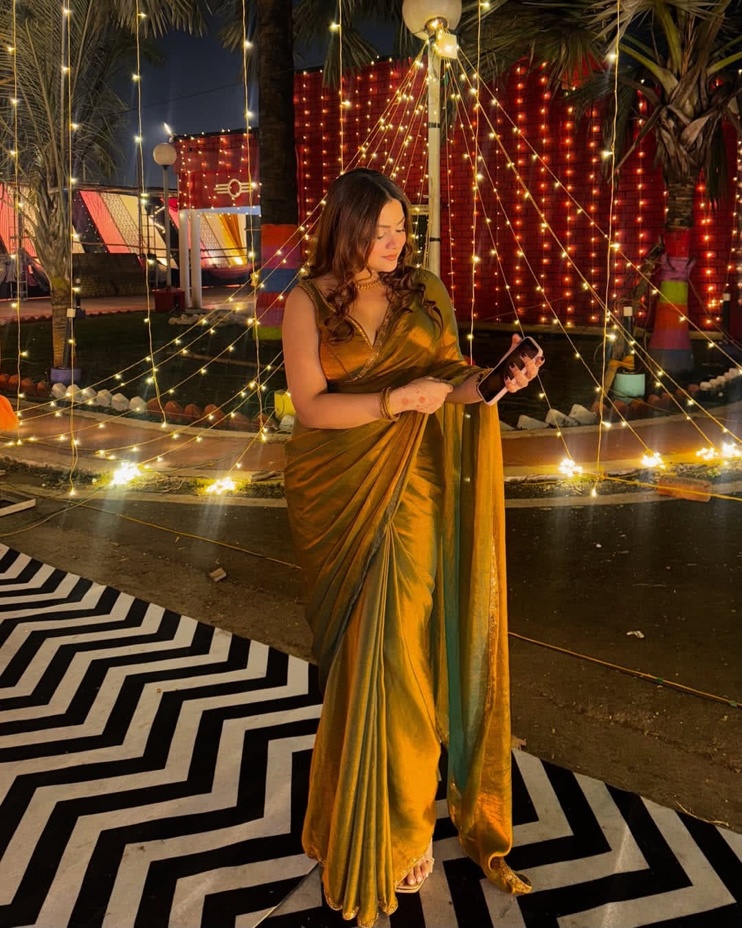 New Designer Soft Fancy Fandy Silk Saree With Beads Hand Work Lace Border With Two Tone Lace Border Blouse Piece