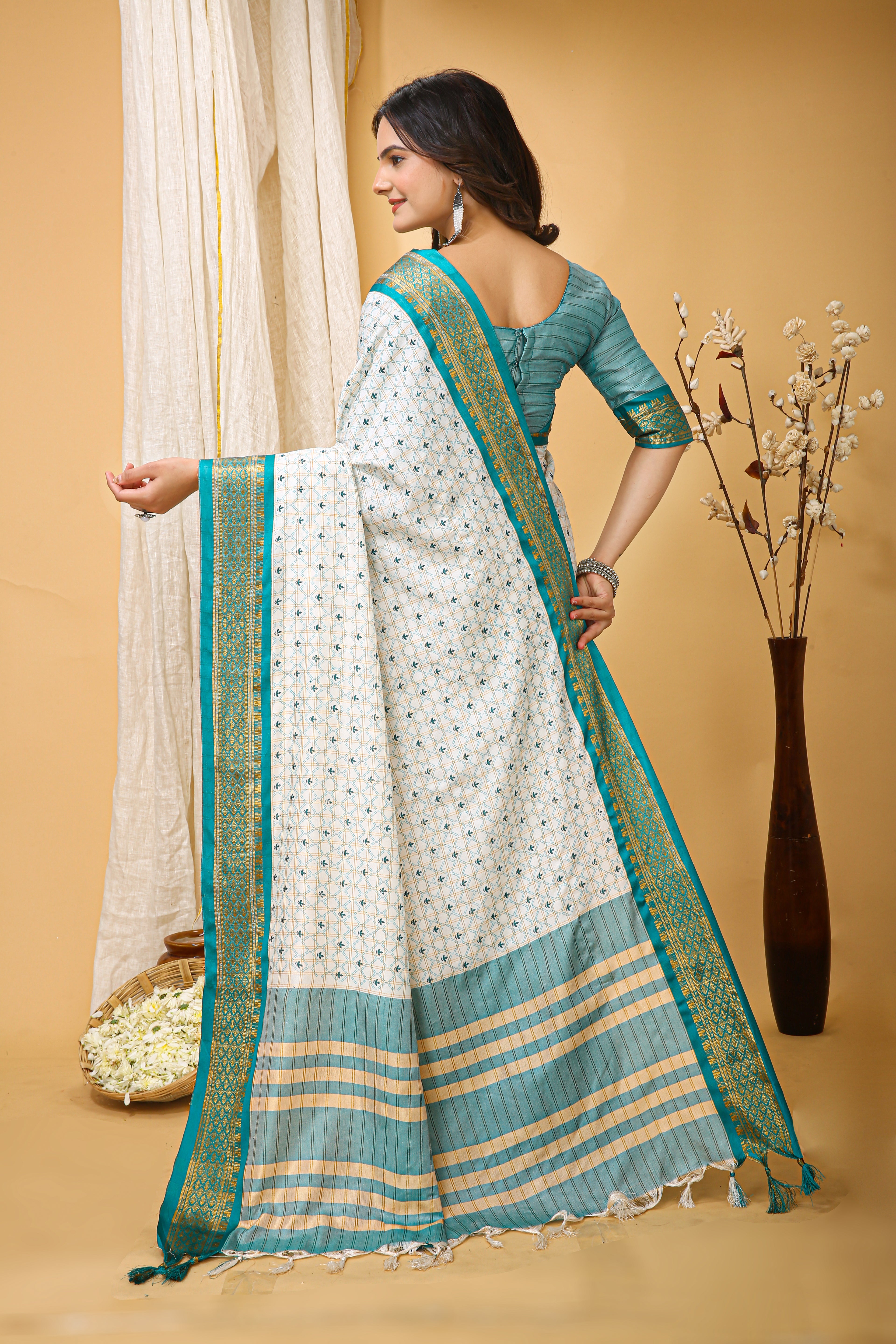 SOFT COTTON SILK CHECKS PRINTED GREEN BODERED SAREE WITH PURE ZARI WORK & BEAUTIFUL JECARD BORDER UNSTICHED BLOUSE