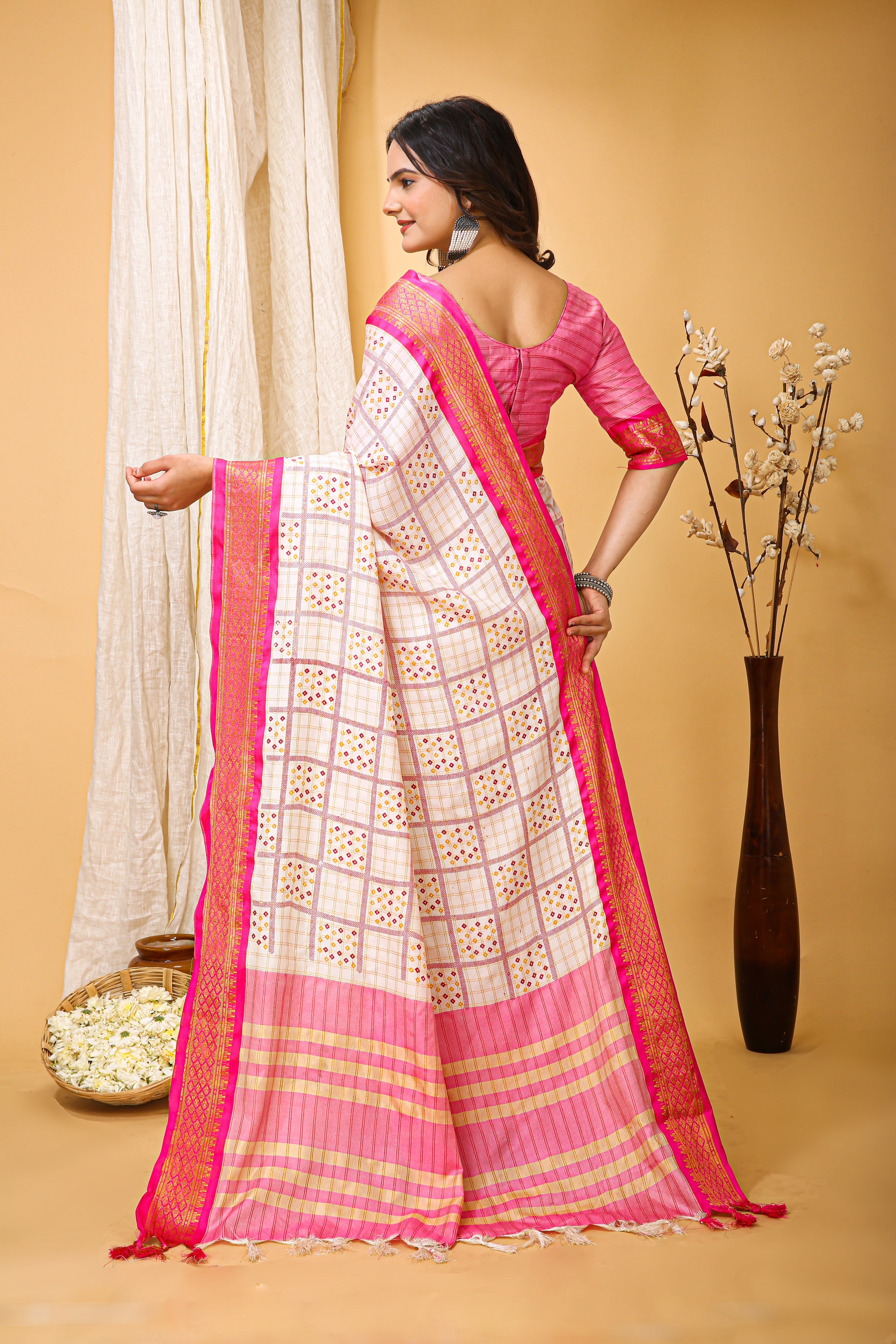 SOFT COTTON SILK BANDHEJ PRINTED PINK BODERED SAREE WITH PURE ZARI WORK & BEAUTIFUL JECARD BORDER UNSTICHED BLOUSE