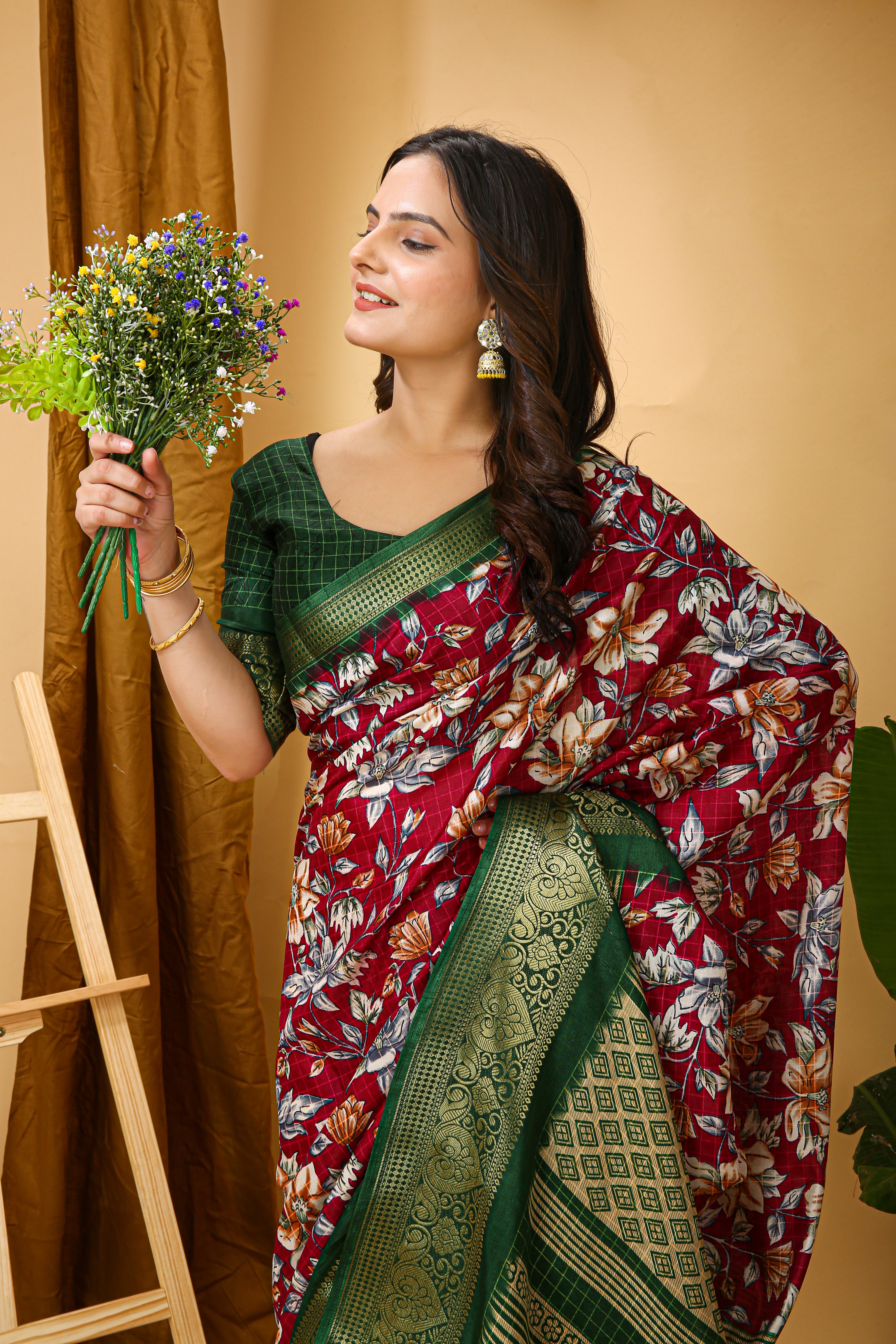 New Enchanting Soft Cotton Green Bordered Red Saree With Unstiched Blouse