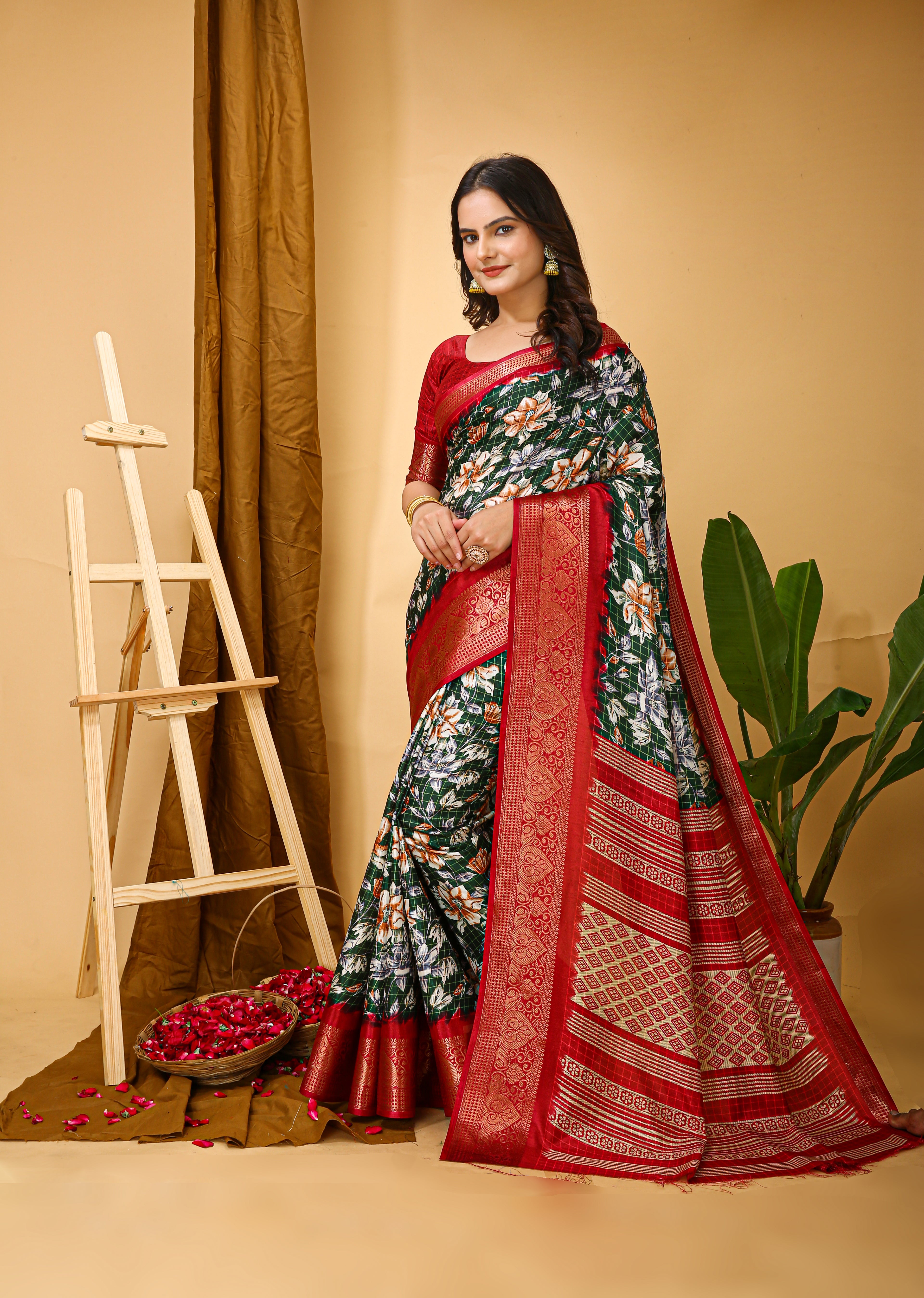 New Enchanting Soft Cotton Red Bodered Green Saree With Unstiched Blouse