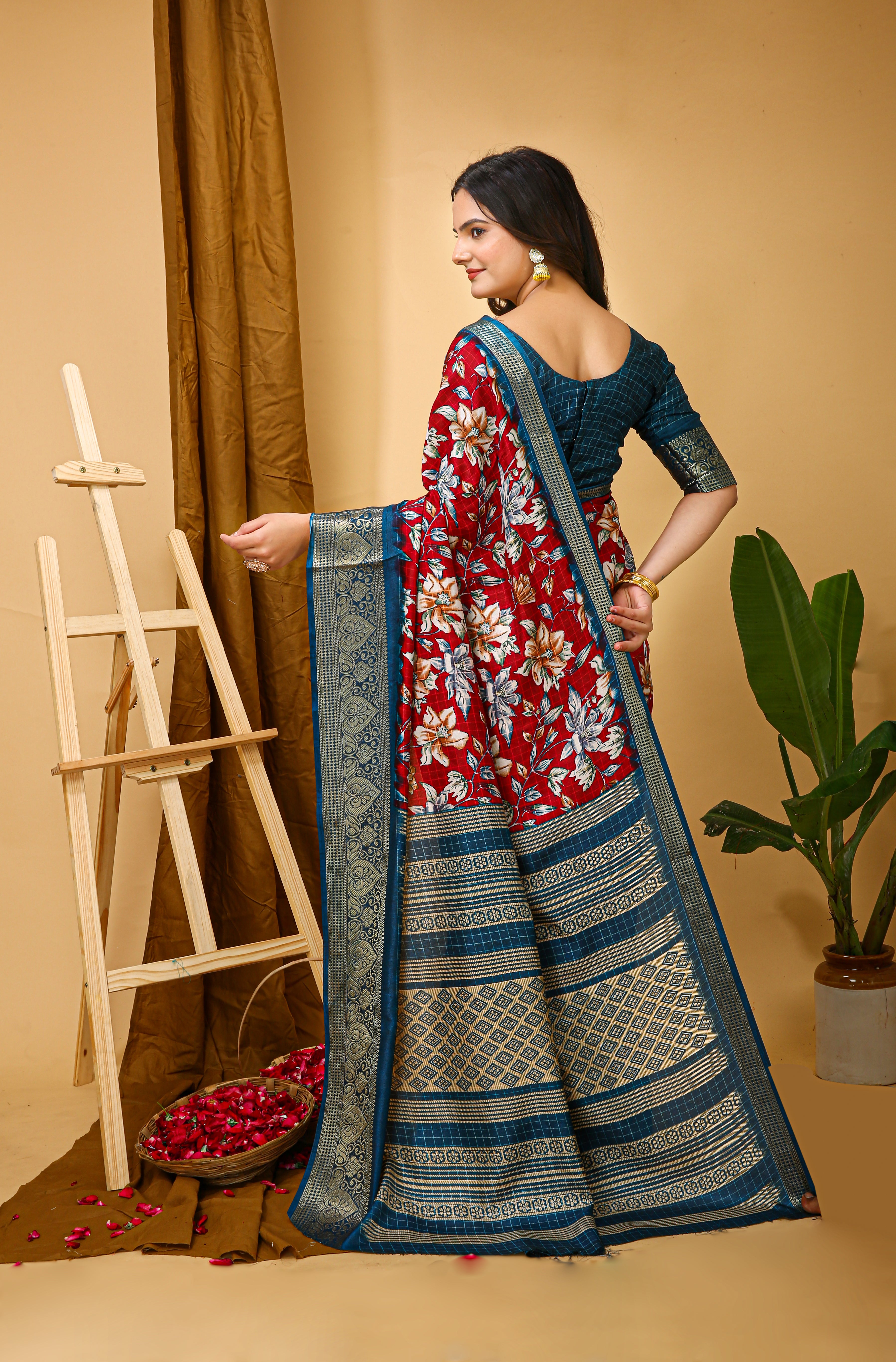 New Enchanting Soft Cotton Blue Bordered Red Saree With Unstiched Blouse