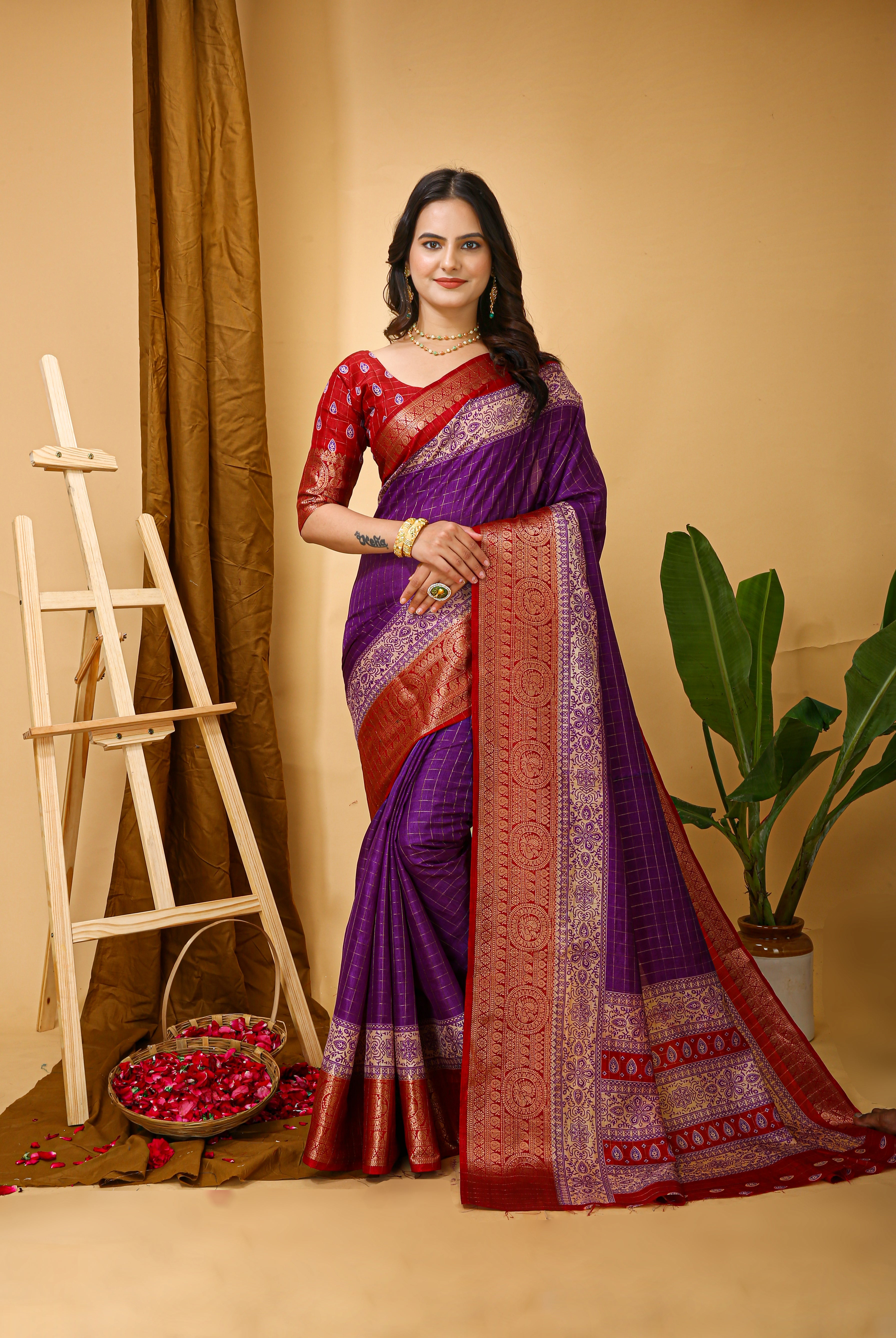 New Enchanting Soft Cotton Checks Printed Violet Saree With Unstiched Blouse