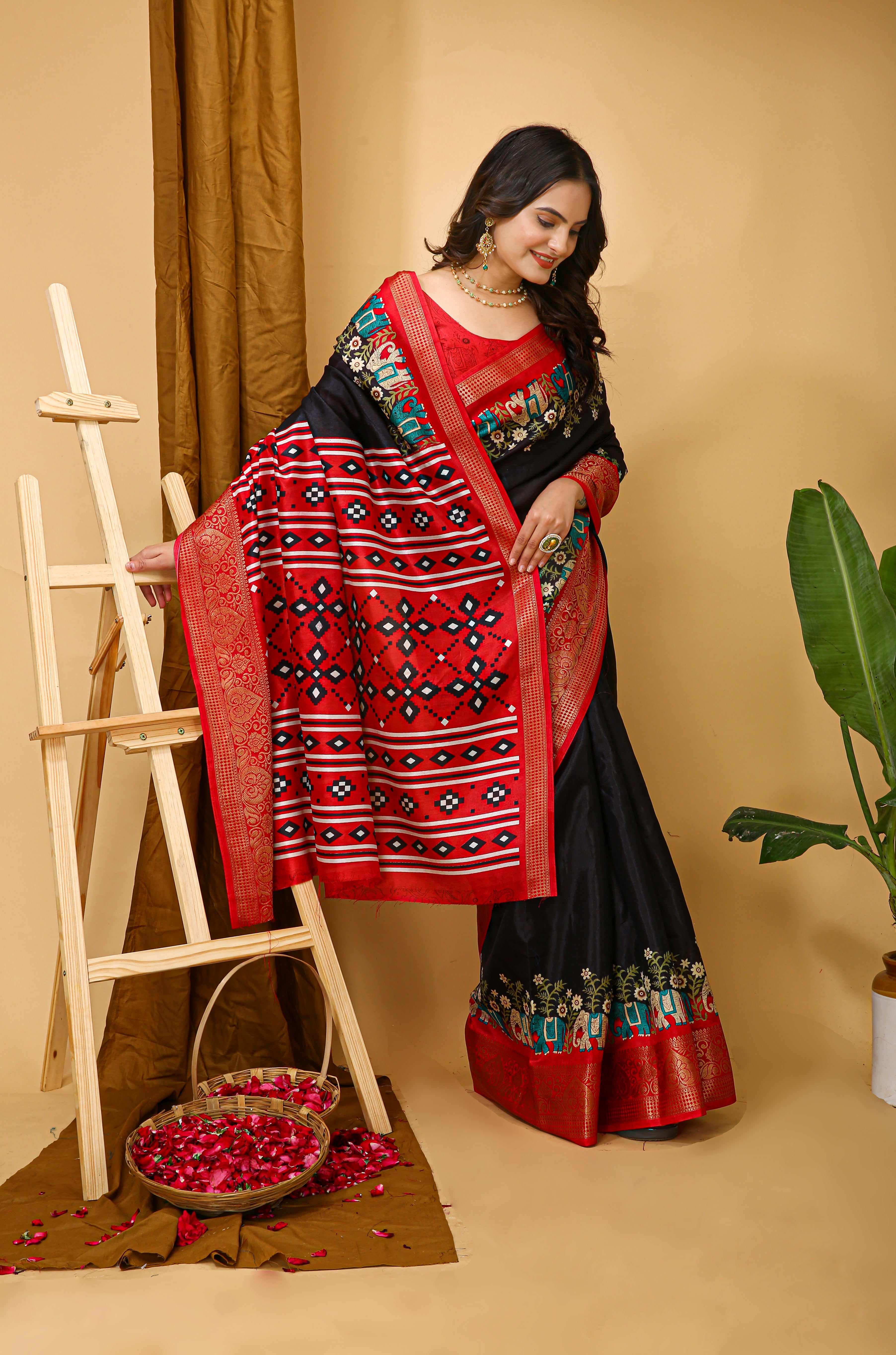 New Enchanting Soft Cotton Traditional Elephant Printed Black Saree With Unstiched Blouse