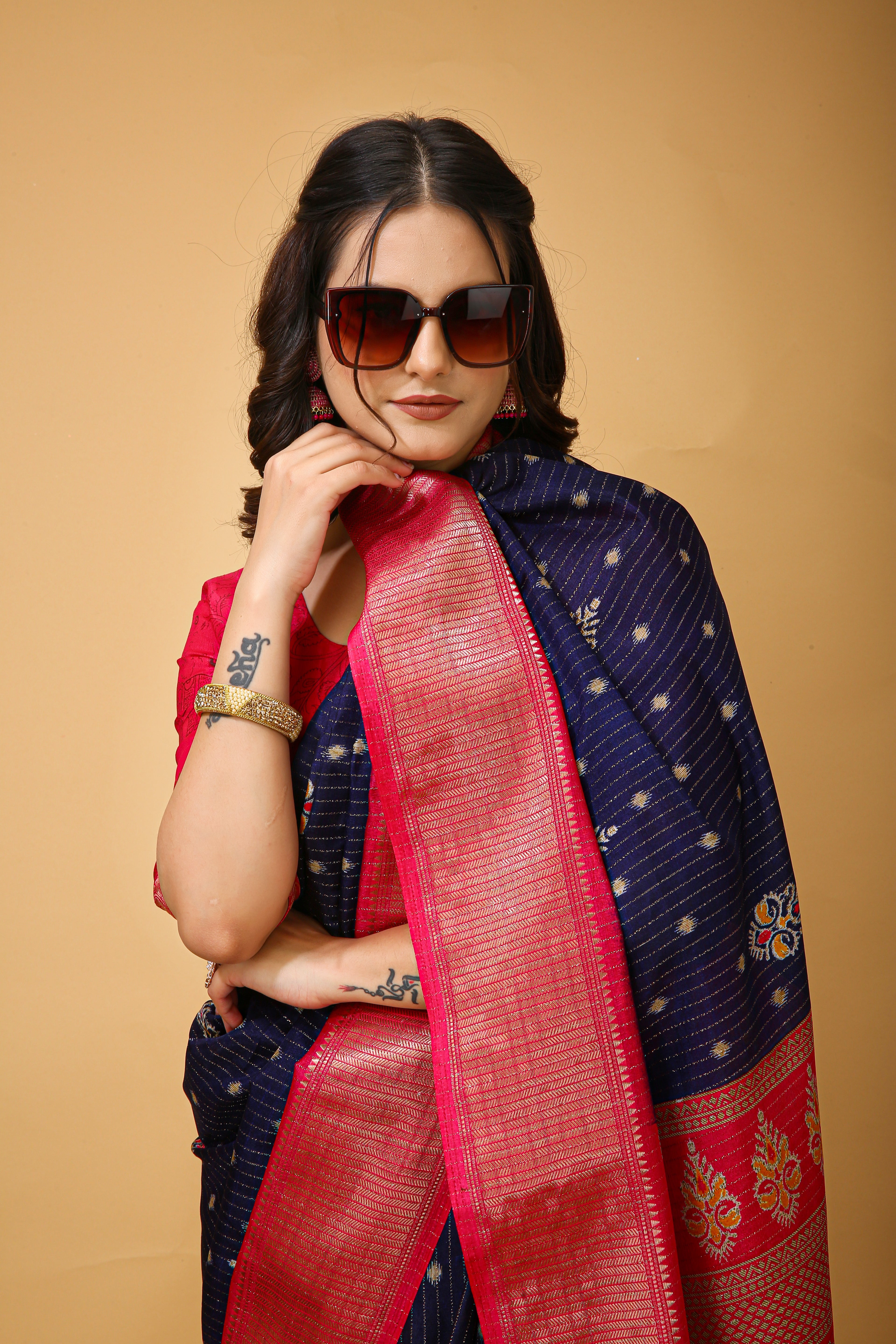 New Fancy Kalamkari Print And Jecard Kanjivaram Zari Border Soft Cotton Navy Blue Saree With Unstiched Blouse