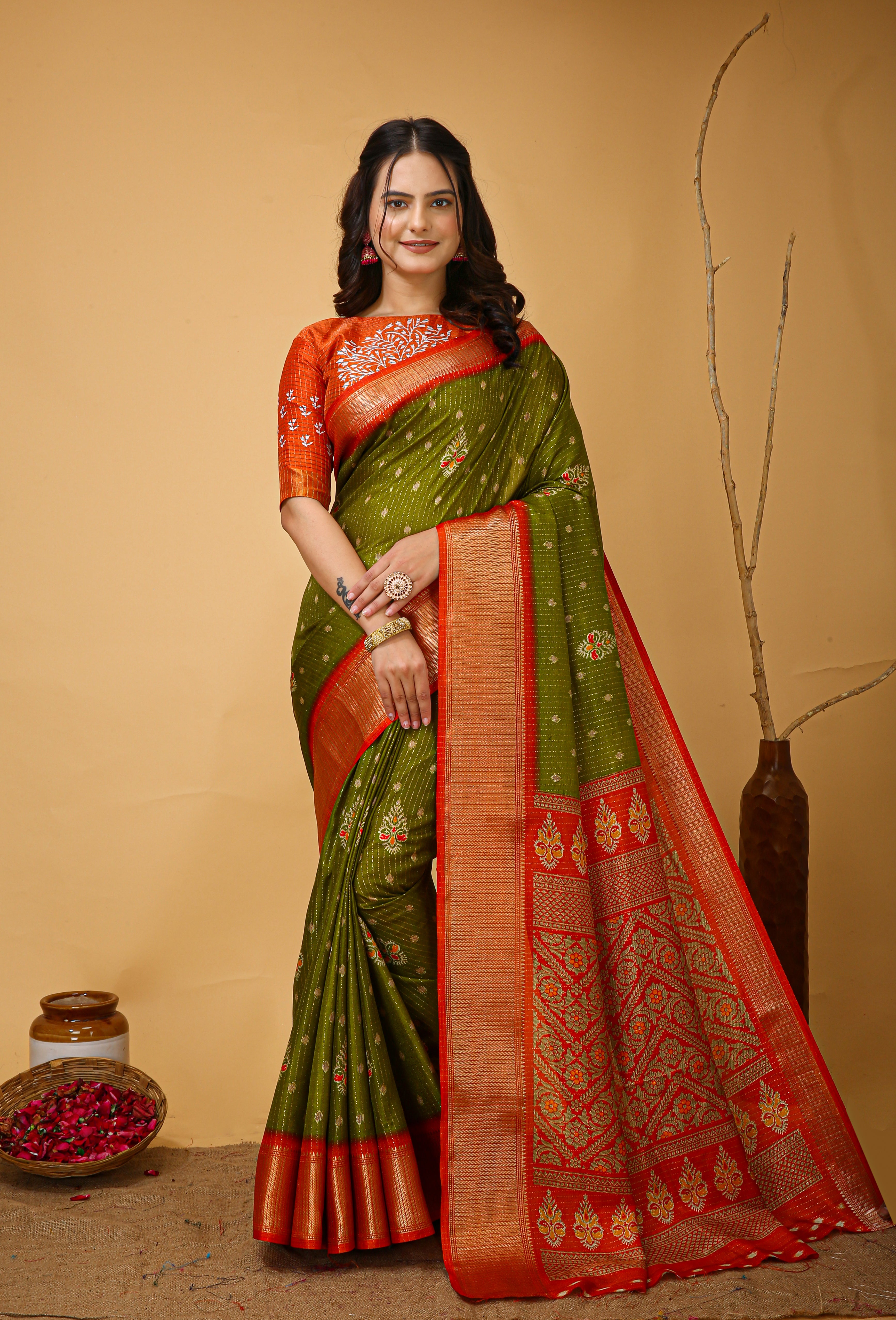 New Fancy Kalamkari Print And Jecard Kanjivaram Zari Border Soft Cotton Parrot Green Saree With Unstiched Blouse