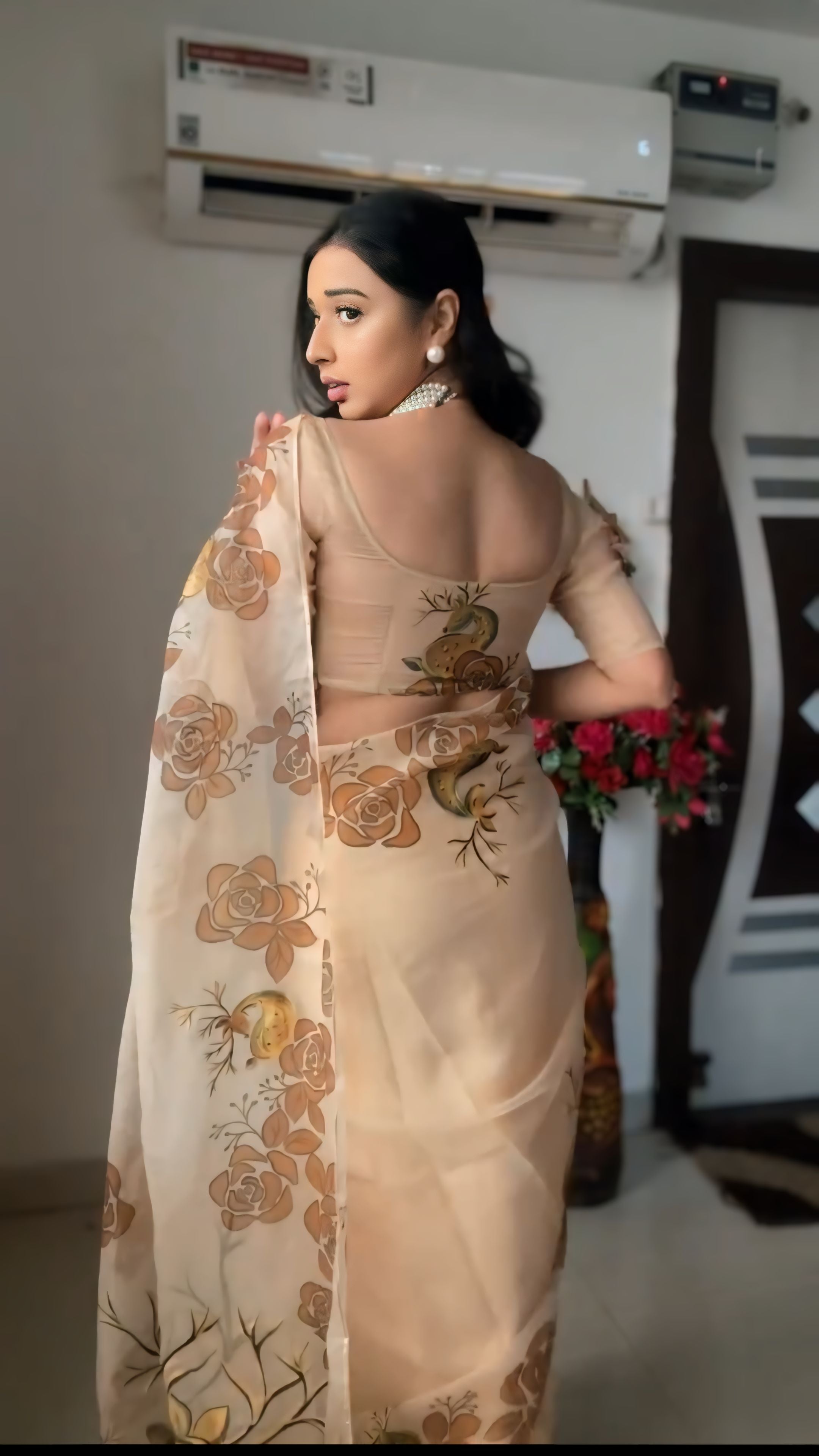 One Minute Ready To Draped Elegance Pure Soft Georgette Silk Saree