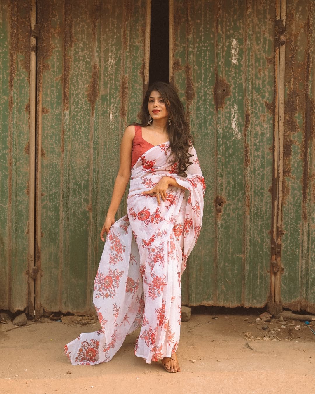 New One Minute Ready To Wear Pure Soft Georgette Silk Flower Designed White Saree With Same Model  Unstiched Blouse Piece