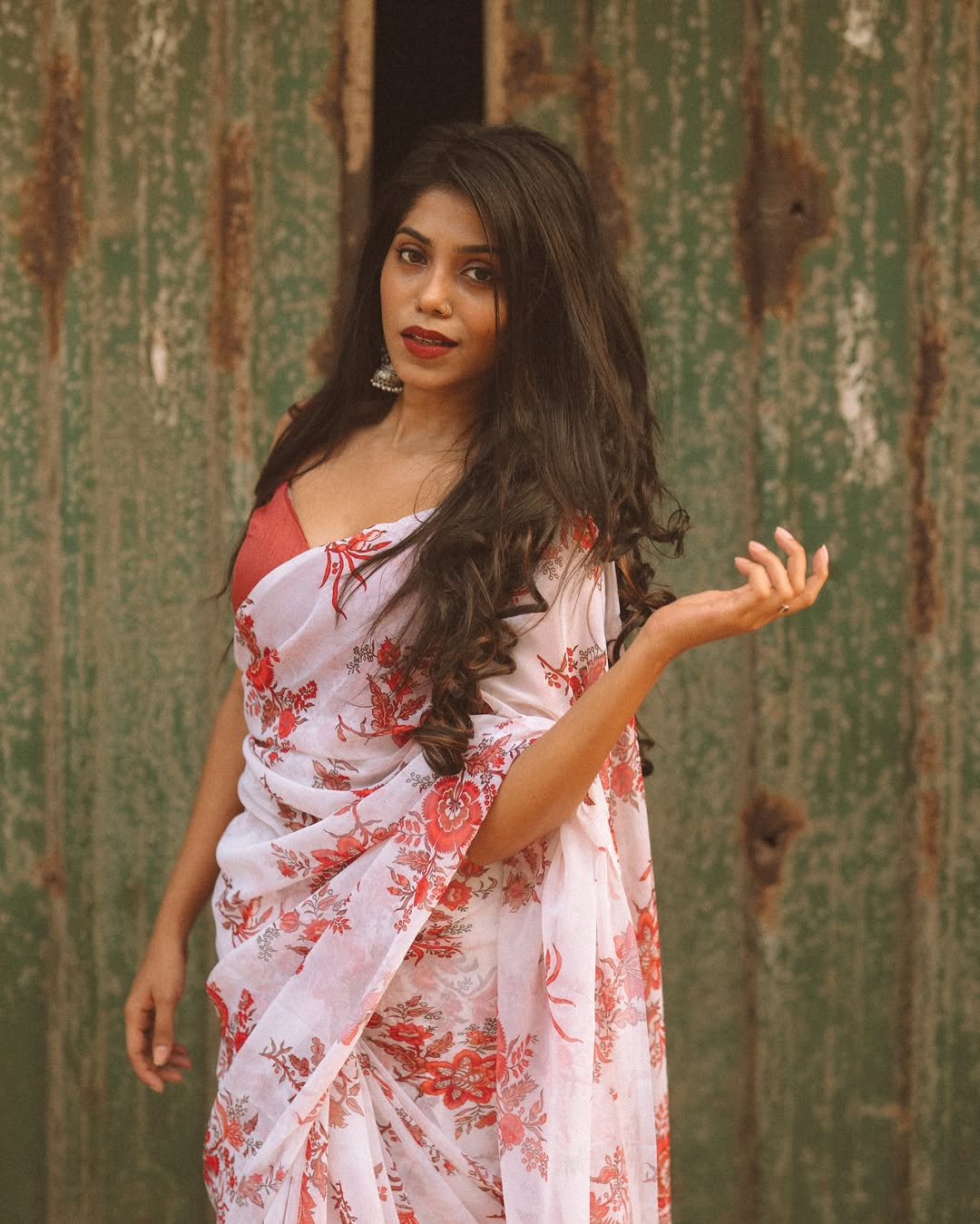 New One Minute Ready To Wear Pure Soft Georgette Silk Flower Designed White Saree With Same Model  Unstiched Blouse Piece