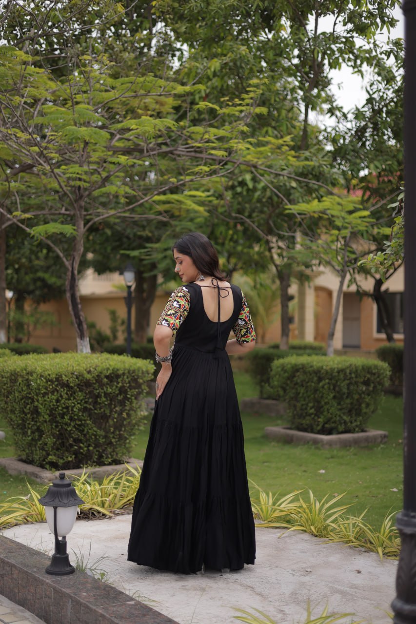 Rangrez Black Rayon Kutchi Gamthi Embroidered Navratri Gown