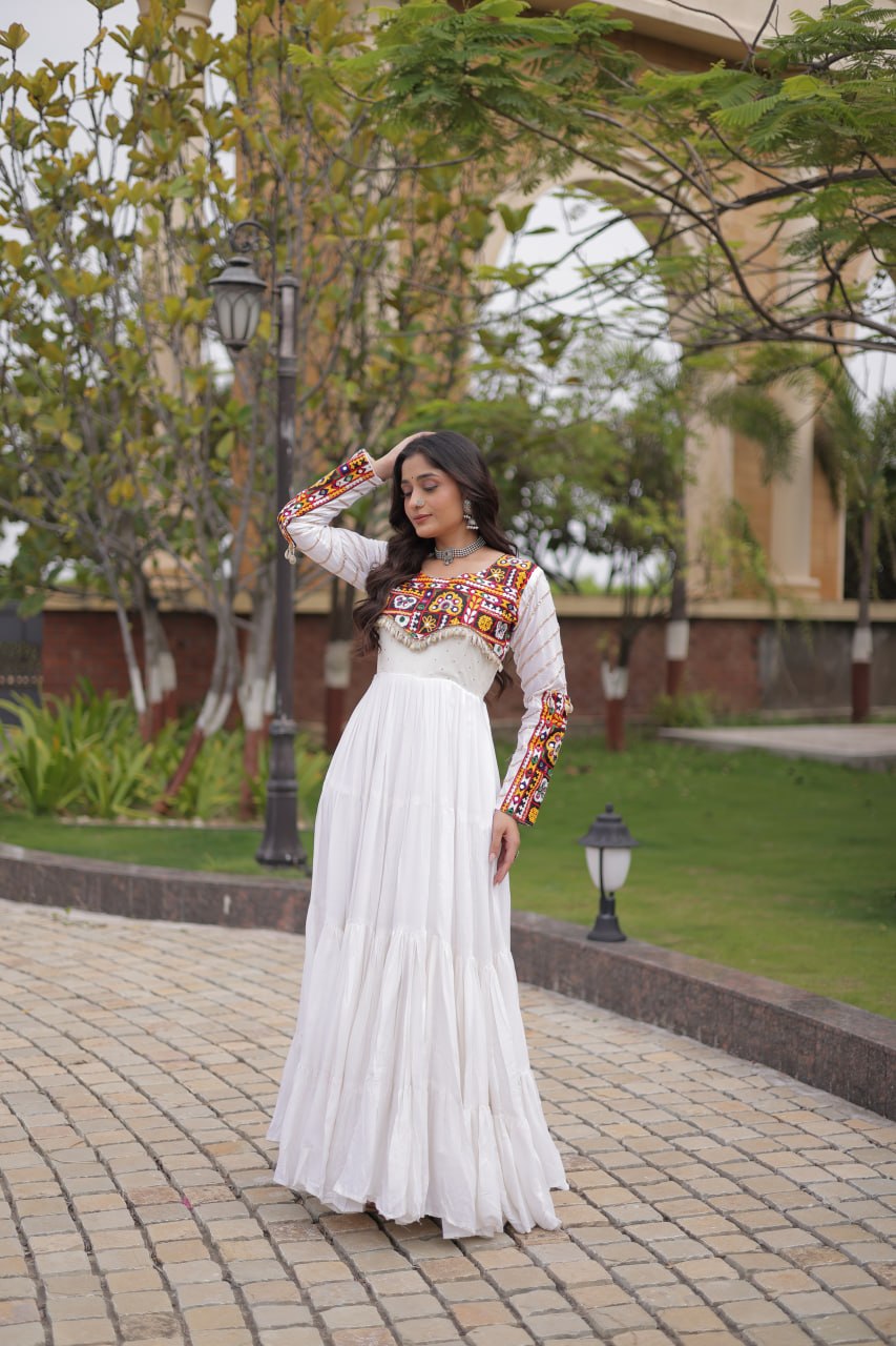 Rangrez White Rayon Gamthi Embroidered Navratri Gown