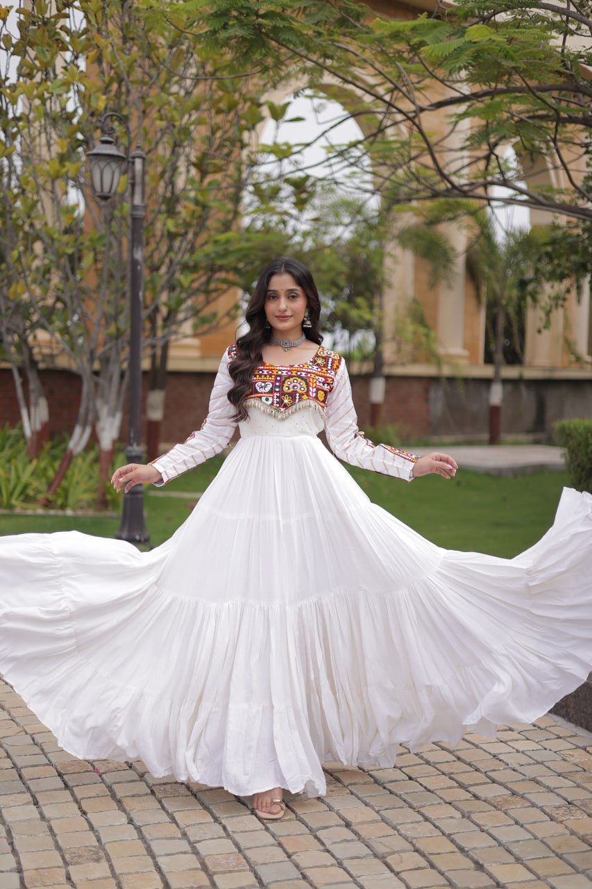 Rangrez White Rayon Gamthi Embroidered Navratri Gown