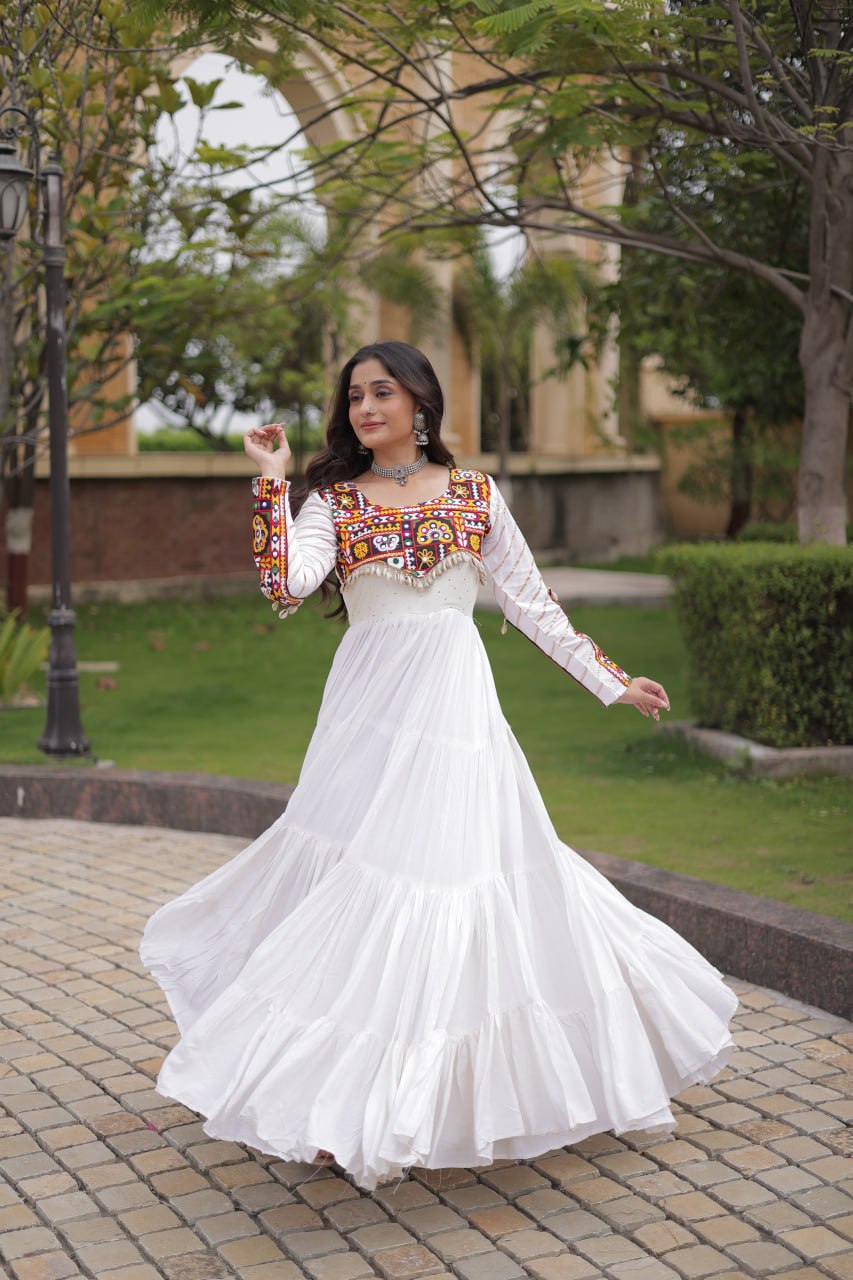 Rangrez White Rayon Gamthi Embroidered Navratri Gown
