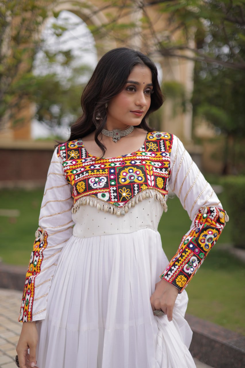 Rangrez White Rayon Gamthi Embroidered Navratri Gown