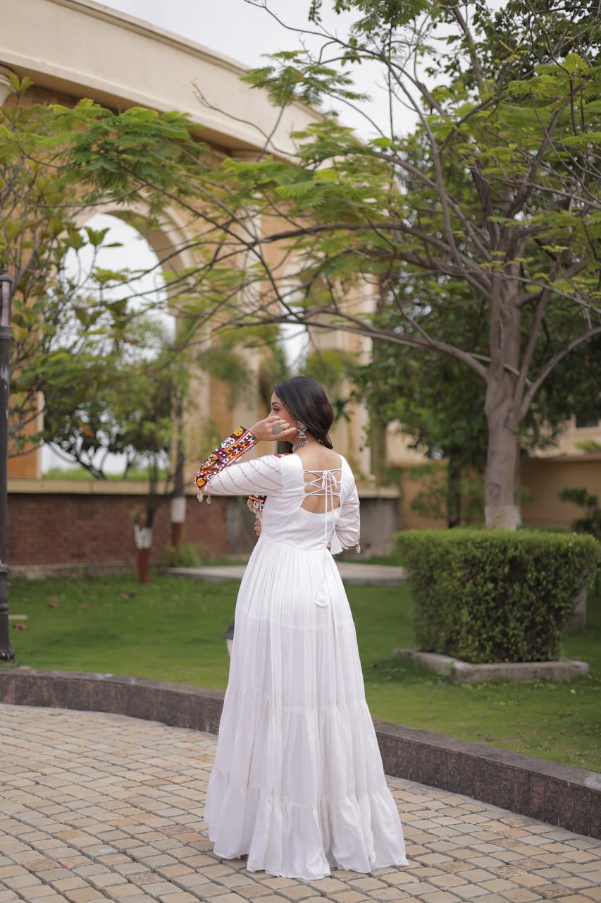 Rangrez White Rayon Gamthi Embroidered Navratri Gown