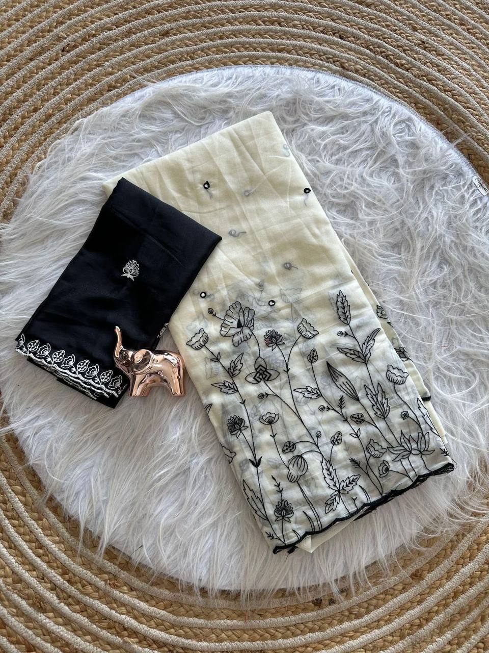 Premium White Star Georgette Saree With Black Floral Embroidery Work With Matching Blouse Piece