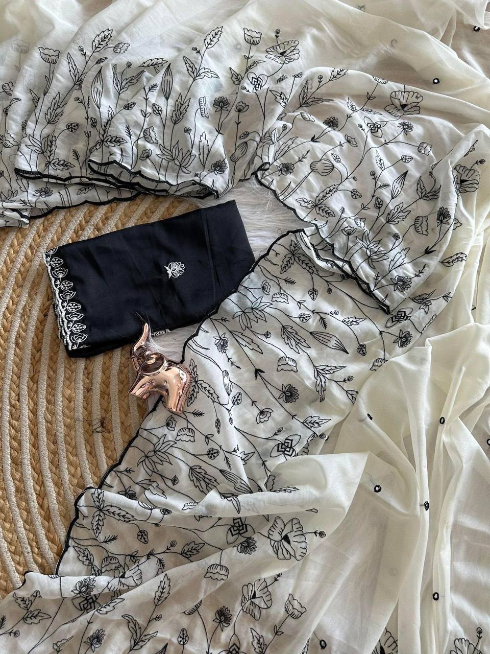 Premium White Star Georgette Saree With Black Floral Embroidery Work With Matching Blouse Piece