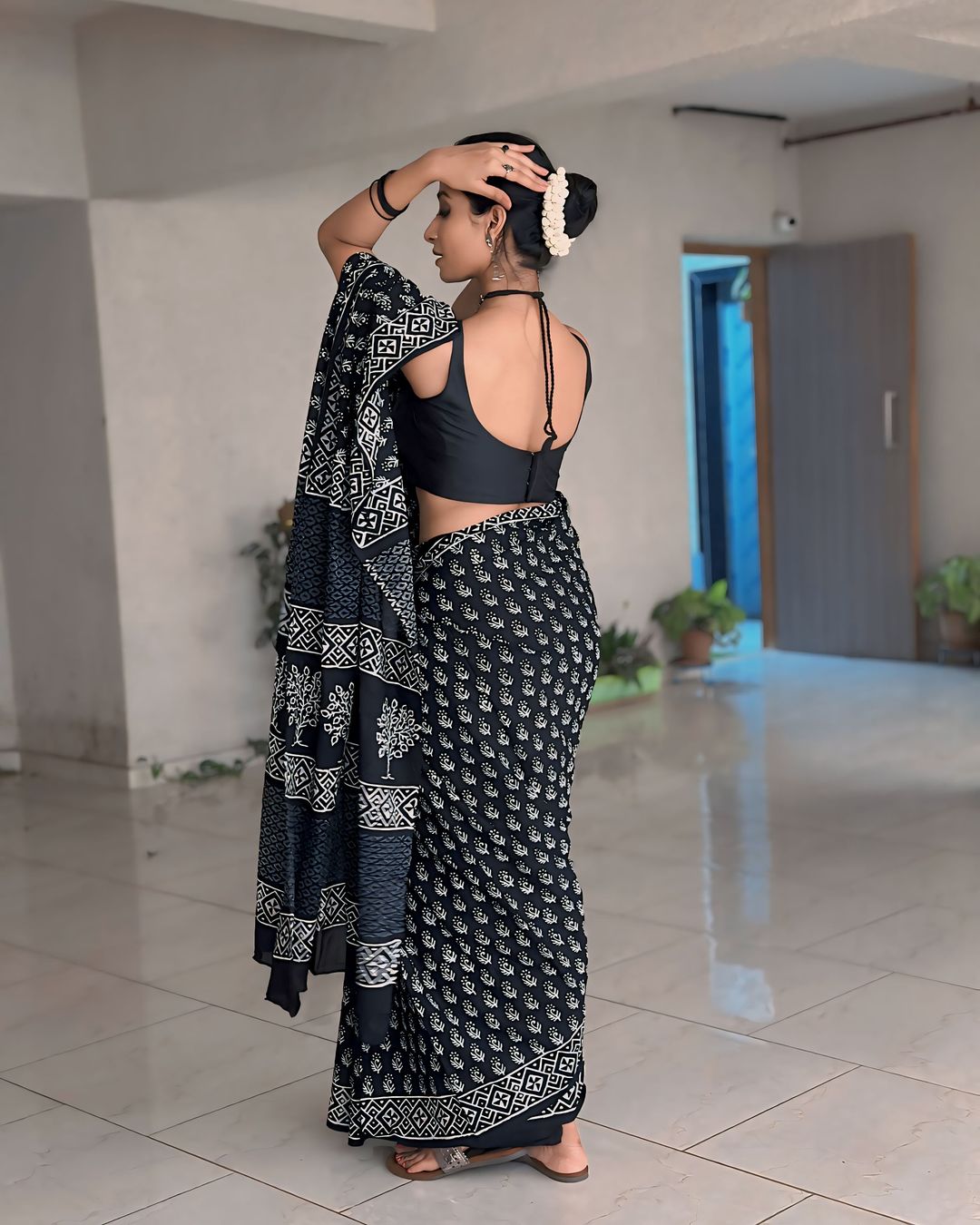 New One Minute Ready To Wear Pure Soft Linen Silk Black Saree With Unstiched Blouse