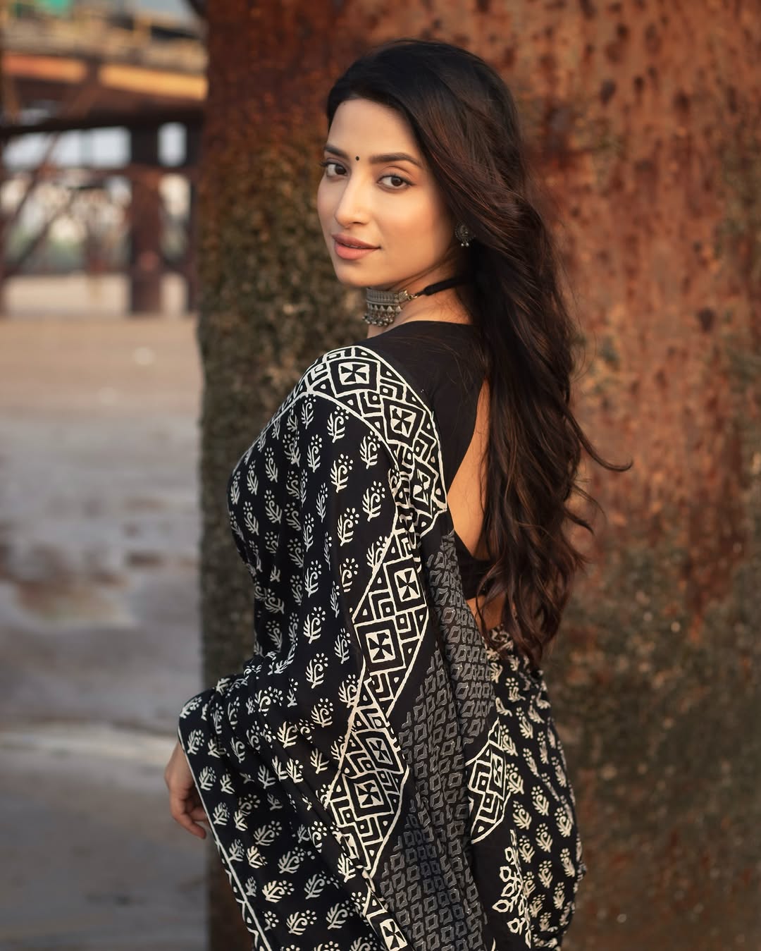 New One Minute Ready To Wear Pure Soft Linen Silk Digital Printed Saree With Same Model Bouse Piece