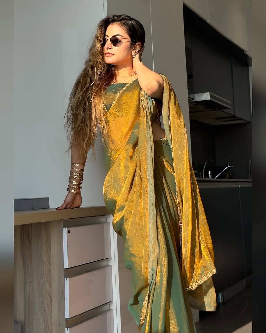 New Designer Soft Fancy Fandy Silk Saree With Same Fandy Silk Two Tone Lace Border Blouse Piece