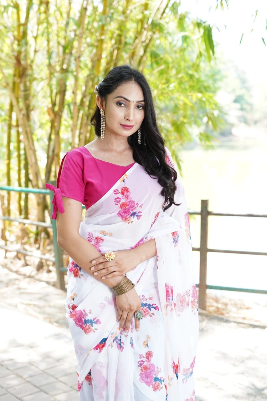 New One Minute Ready To Wear  White And Pink Colour Flowers Design Pure Soft Georgette Saree With Pink Unstitched Blouse