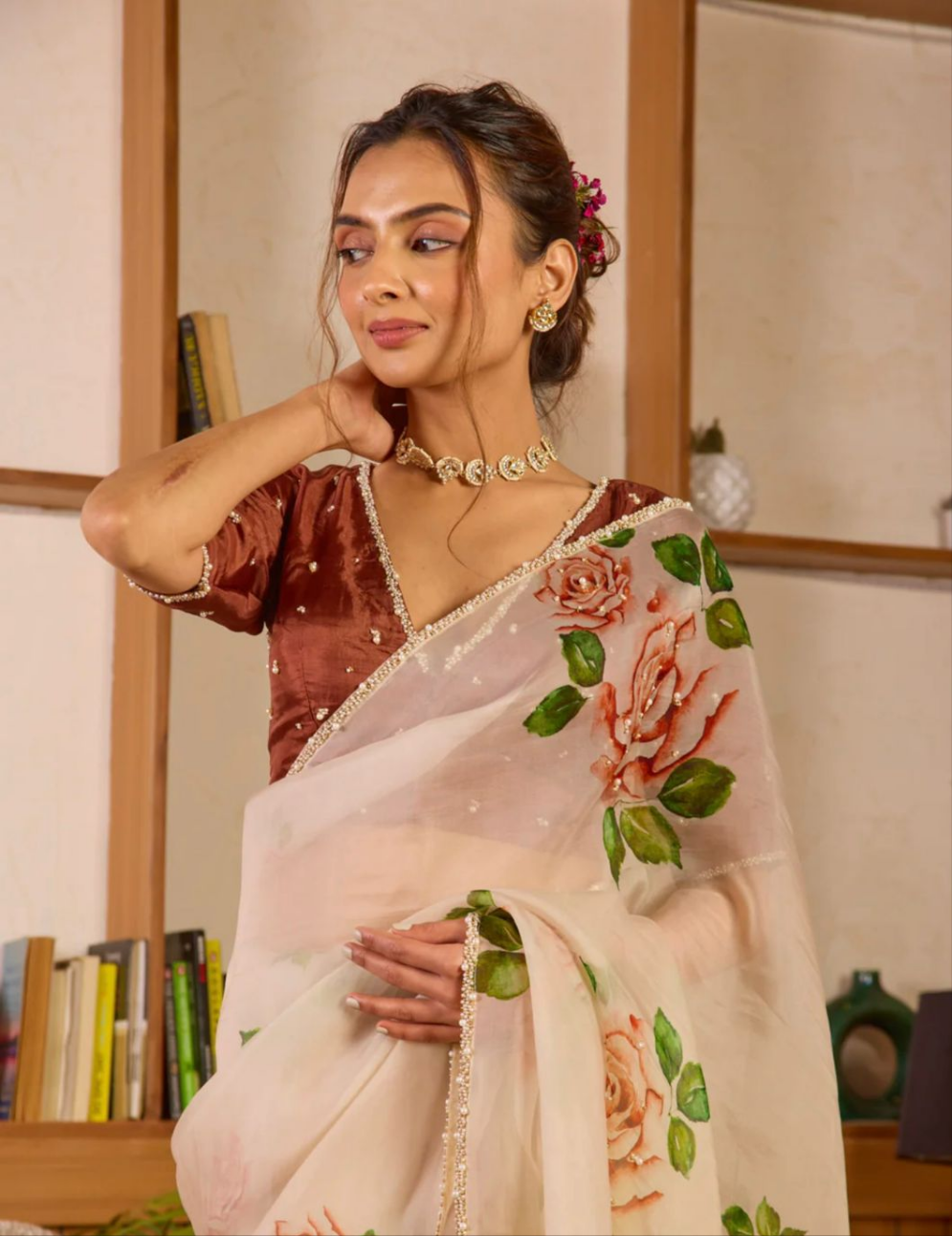 New Designer Floral Hand Worked Tebby Slik Saree With Floral Printed Pearl Hand-Worked Sleeveless Stiched Blouse