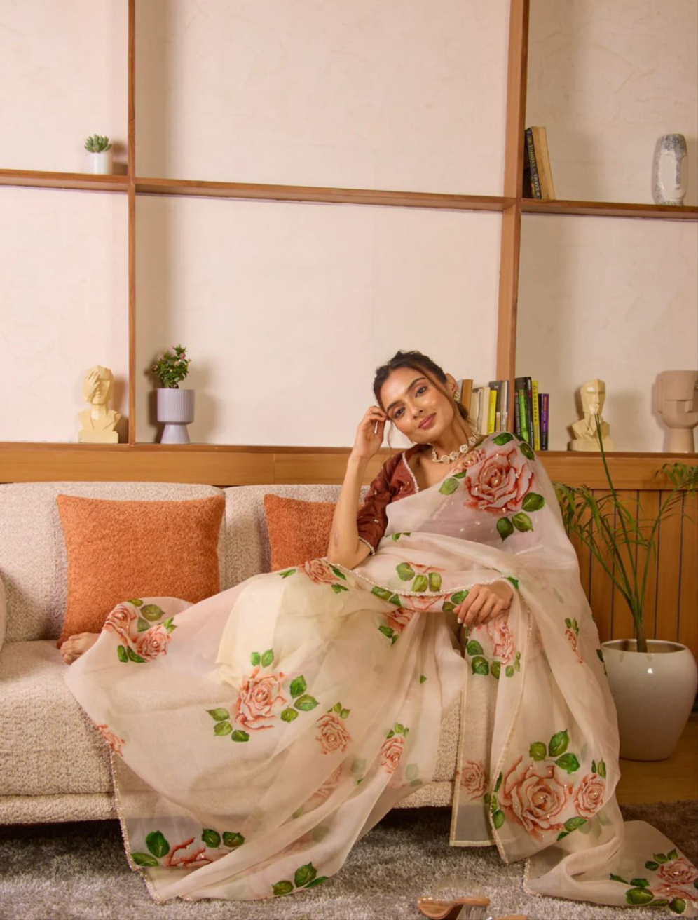 New Designer Floral Hand Worked Tebby Slik Saree With Floral Printed Pearl Hand-Worked Sleeveless Stiched Blouse