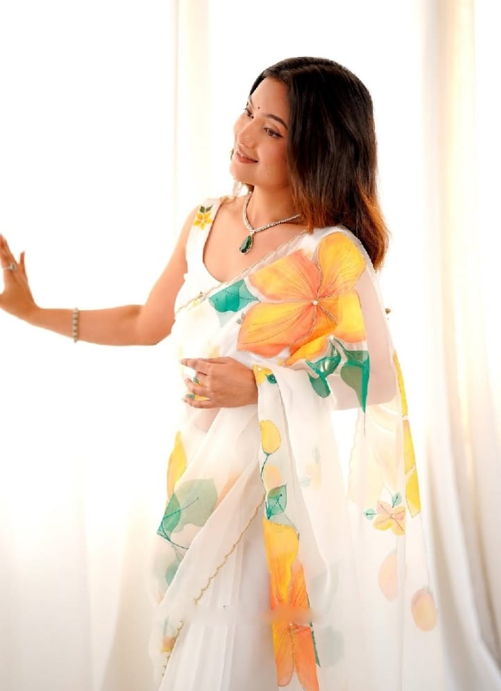 One Minute Ready To Wear Pearl White Blossom Saree With Same Colour Flower Design Organza Silk Full Stitched Blouse