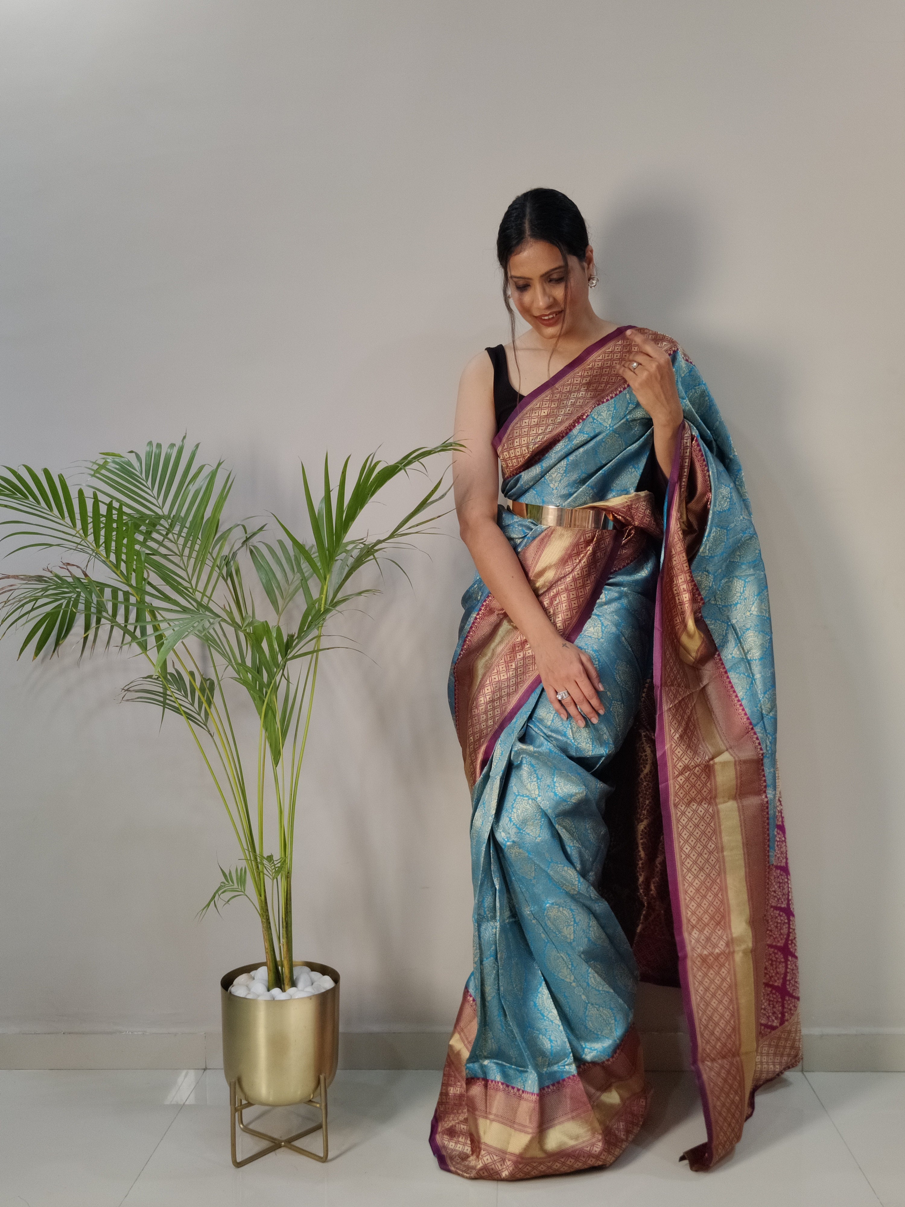 One Minute Ready to Wear New Trendy Look Woven Design Silk Rama Saree Divashree