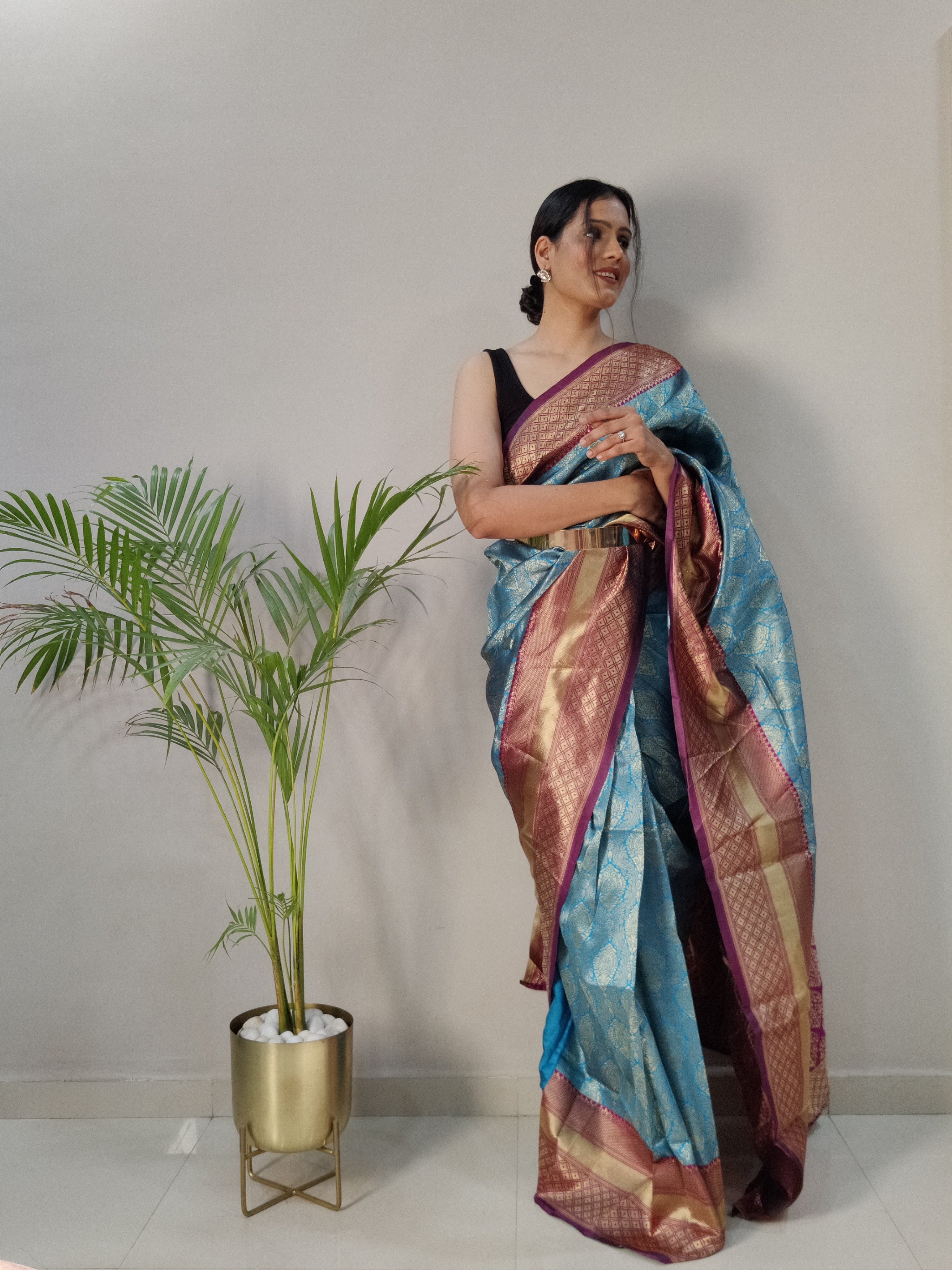 One Minute Ready to Wear New Trendy Look Woven Design Silk Rama Saree Divashree