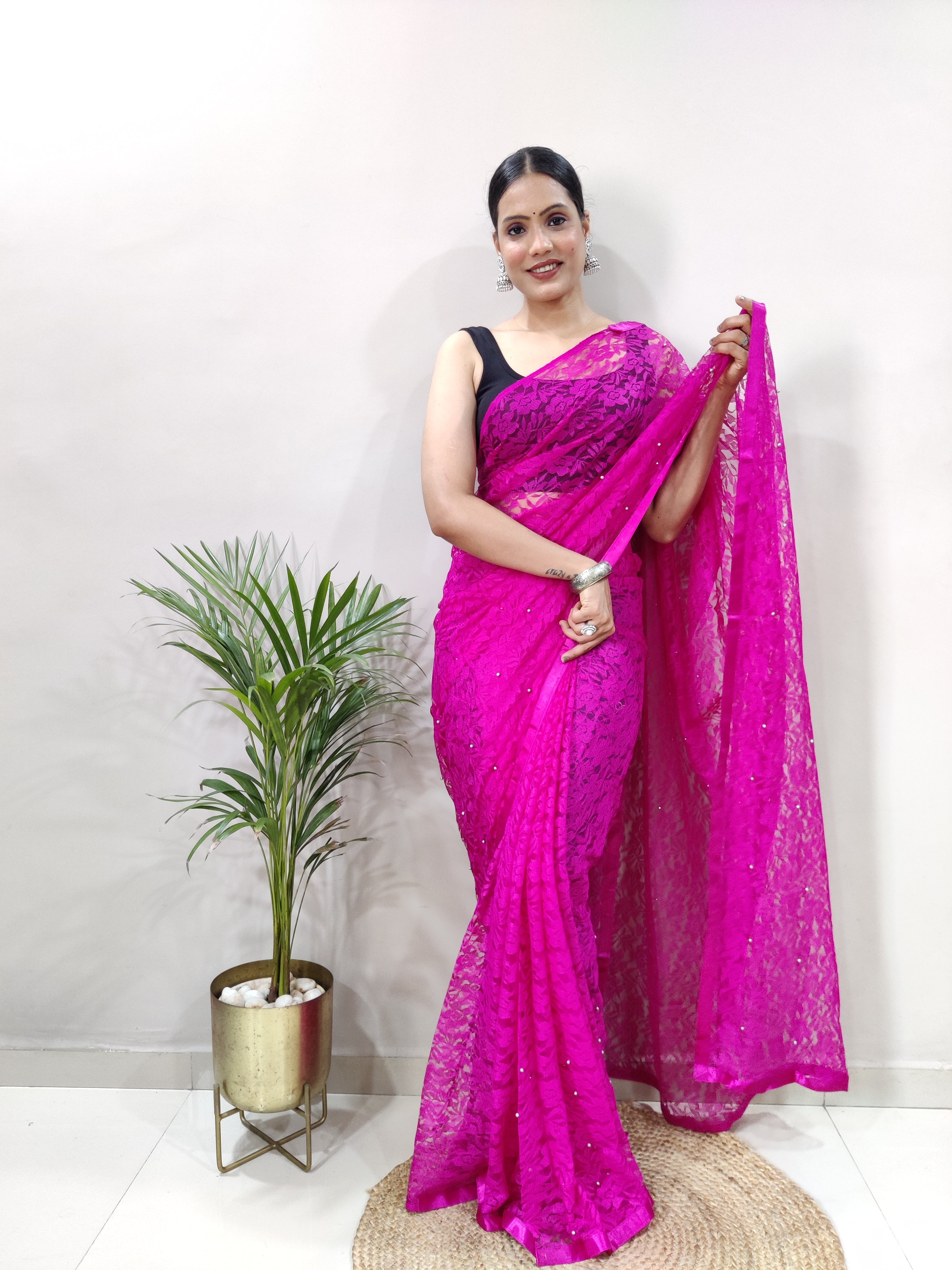 Fancy Brasso Floral Pink Saree Divashree