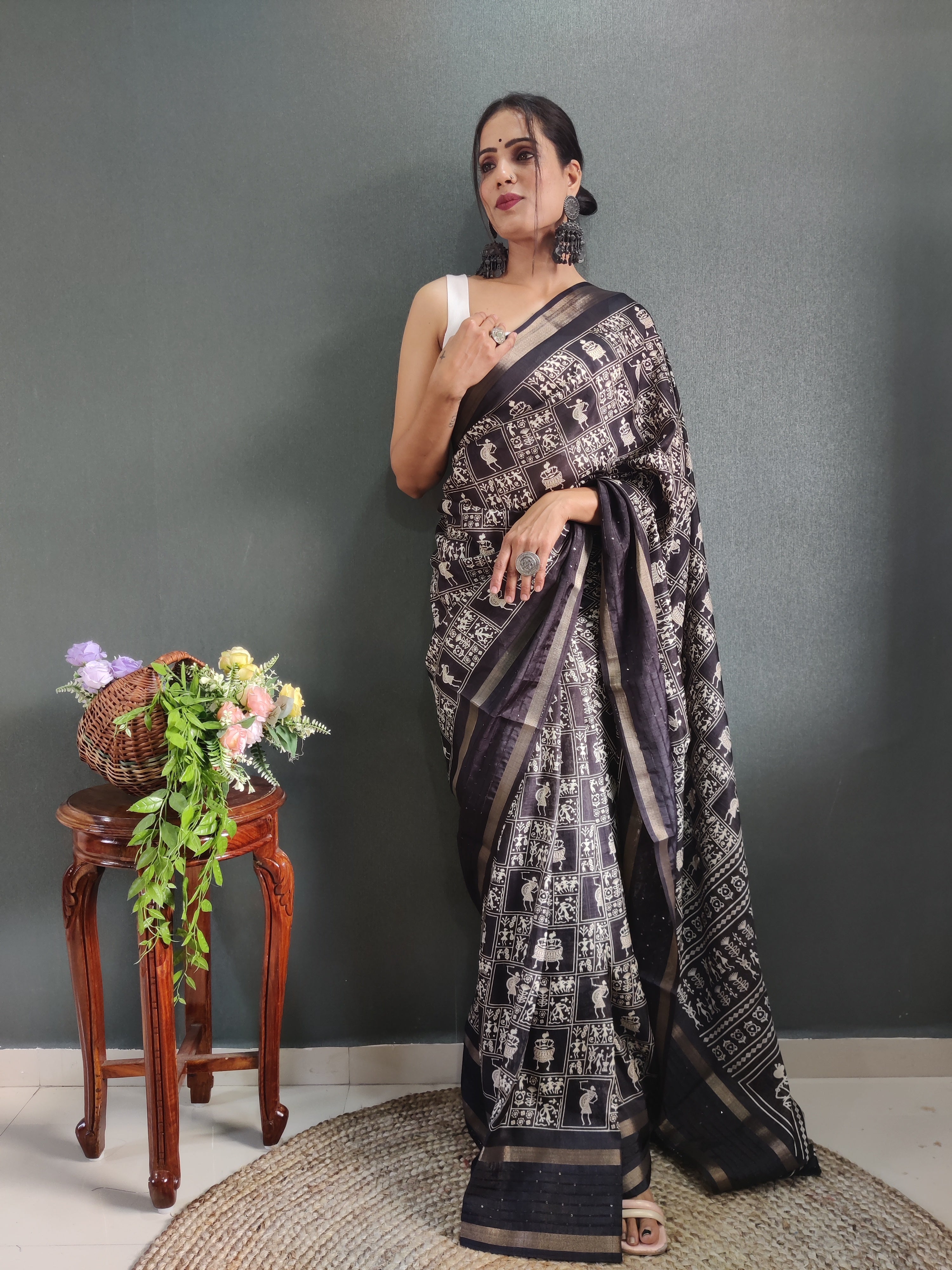 Fancy Dola Silk Jaipuri Print Carbon Black Saree Divashree