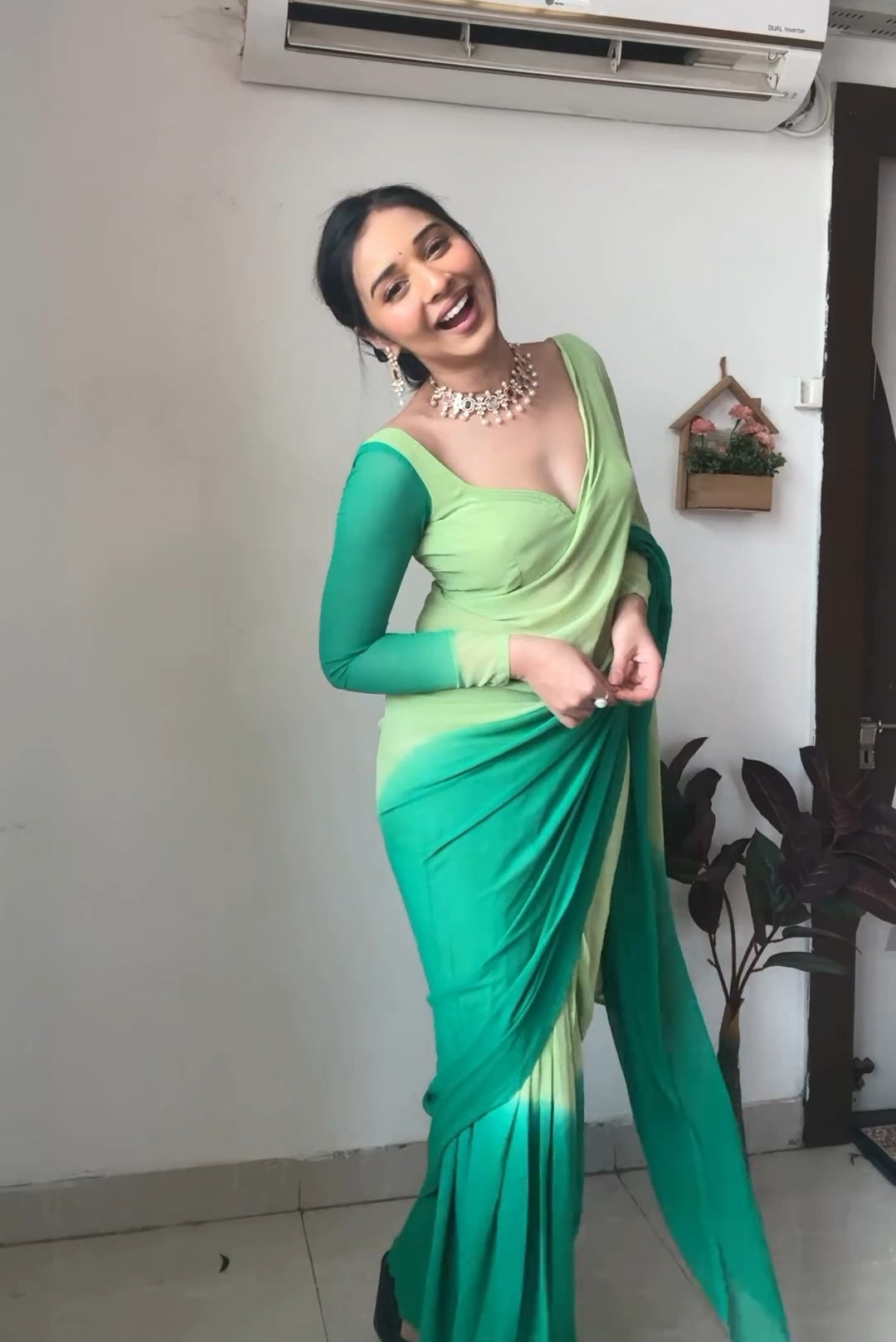 One Minute Ready To  Emerald Elegance Pure Soft Georgette Silk Saree