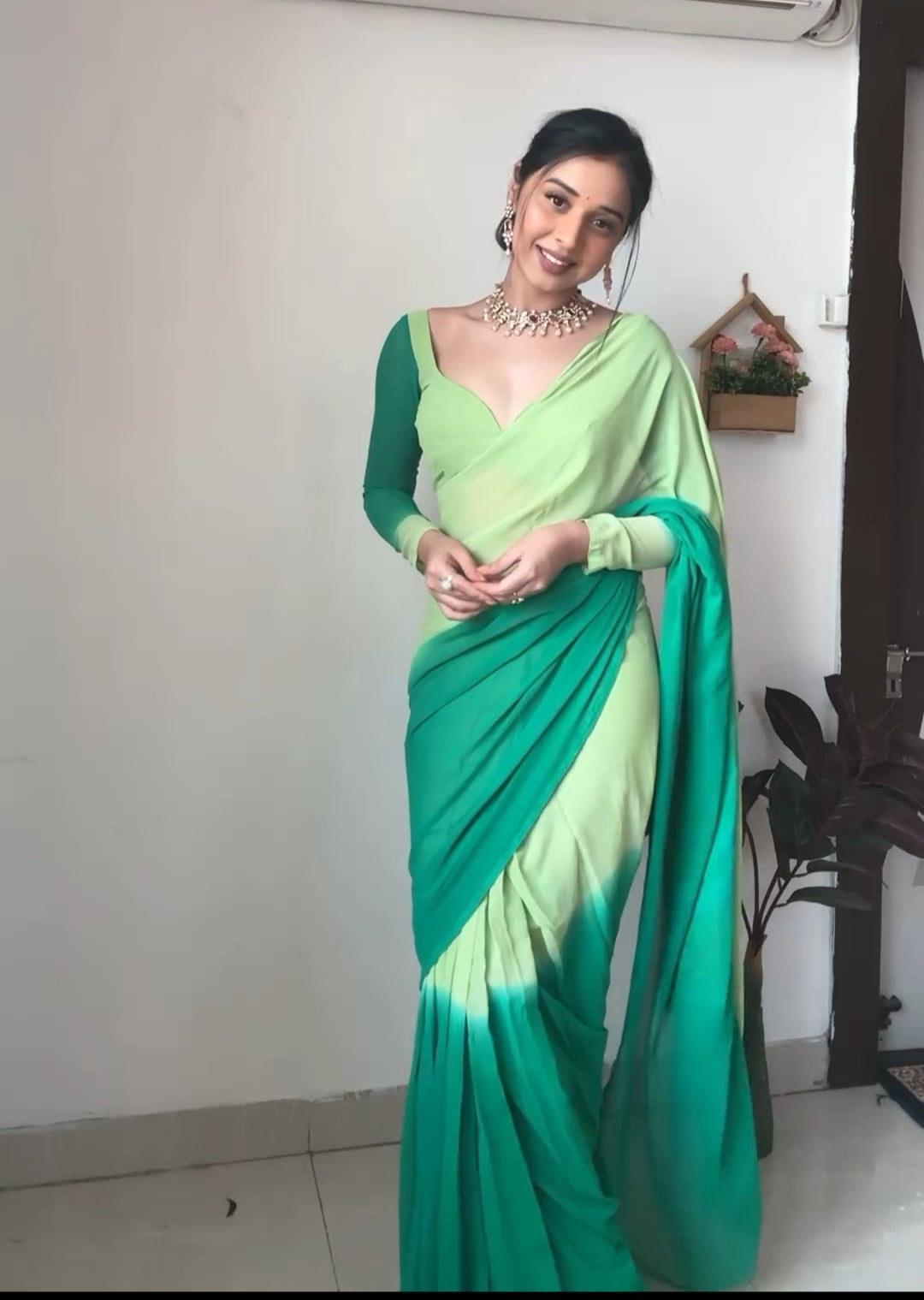 One Minute Ready To  Emerald Elegance Pure Soft Georgette Silk Saree