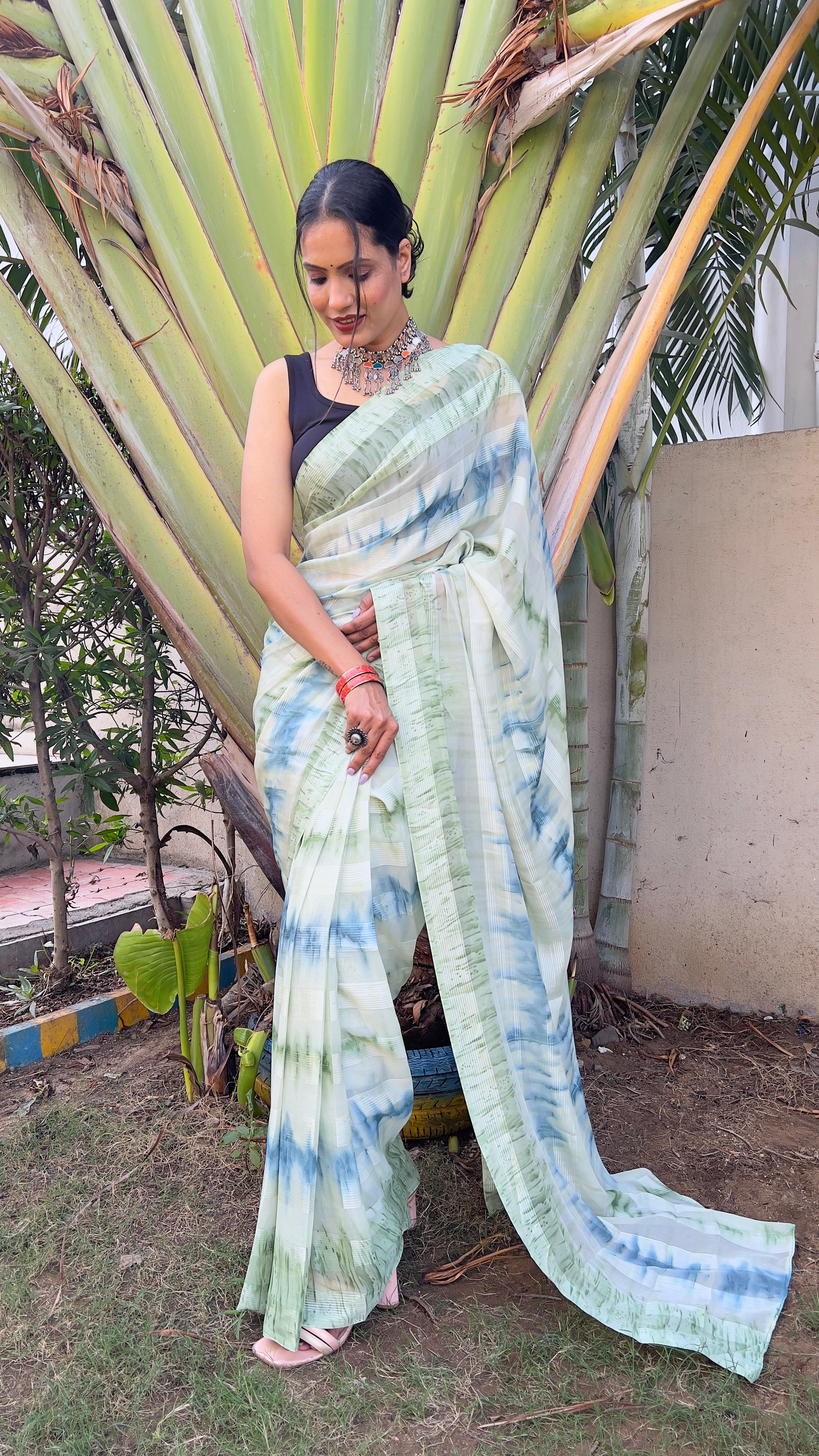 One Minute Ready to Wear New Premium Quelity Shibori Pista Saree Divashree