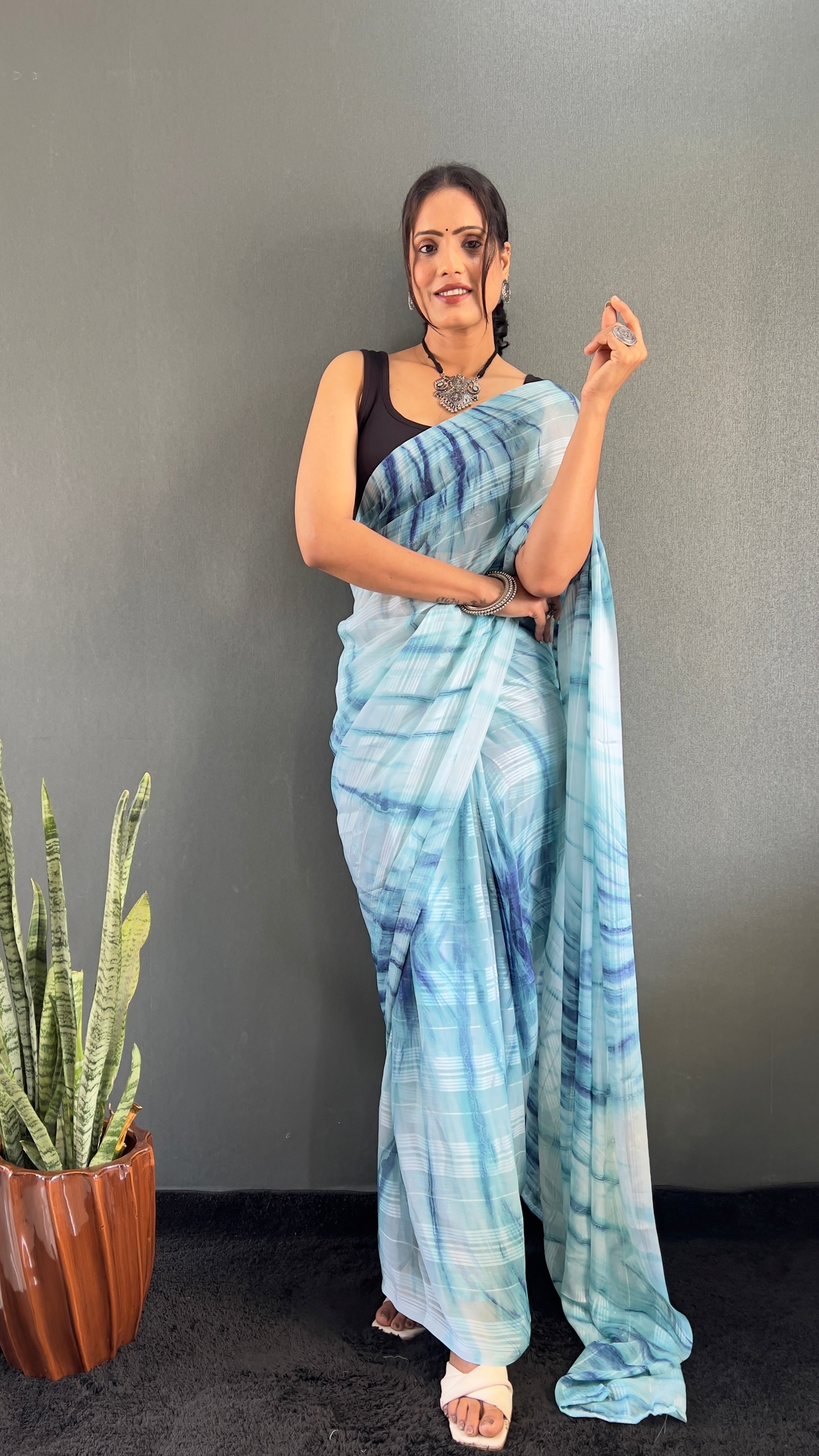 Annaya One Minute Ready To Wear Blue Saree with unstitch Blouse