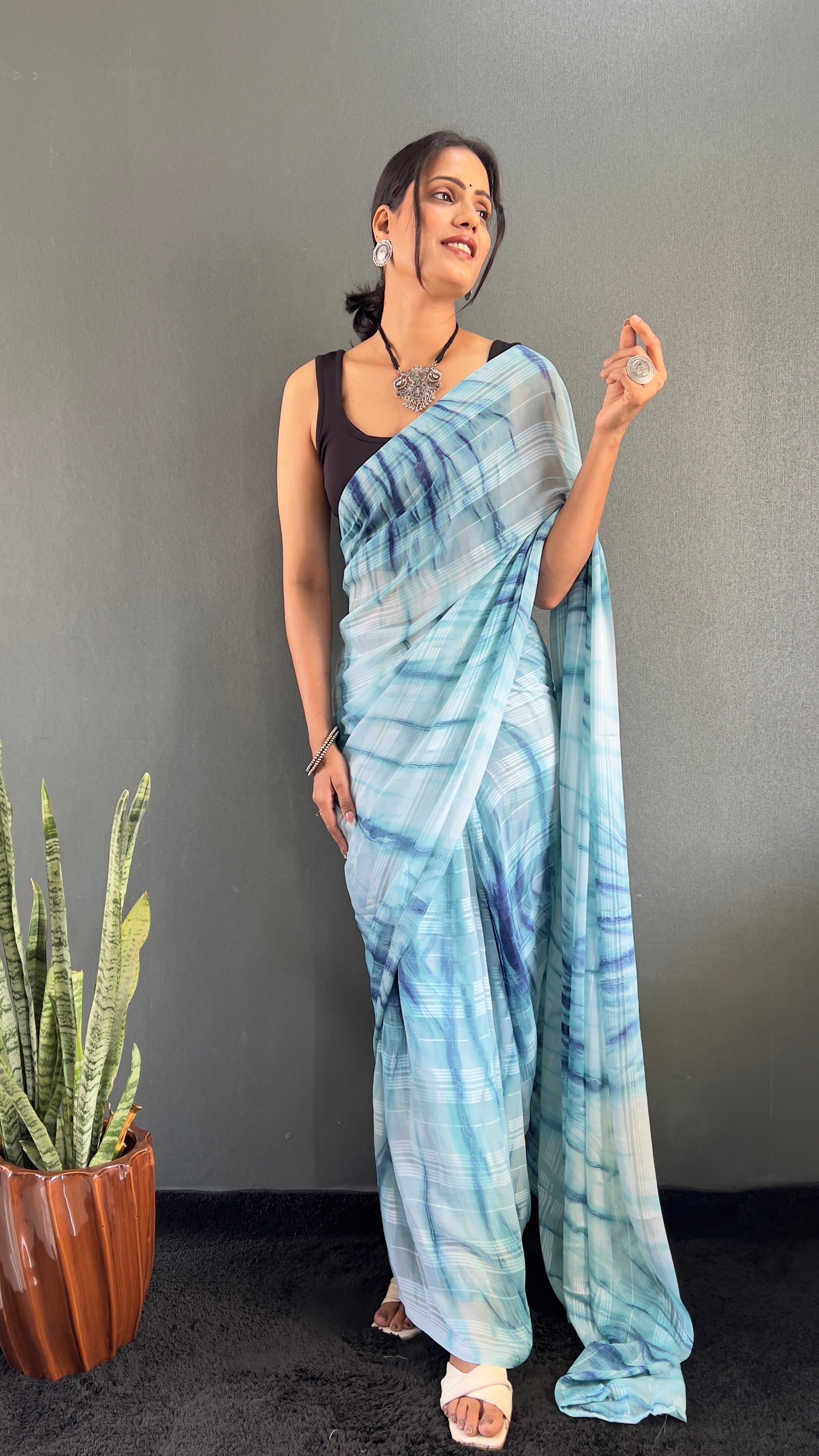 Annaya One Minute Ready To Wear Blue Saree with unstitch Blouse