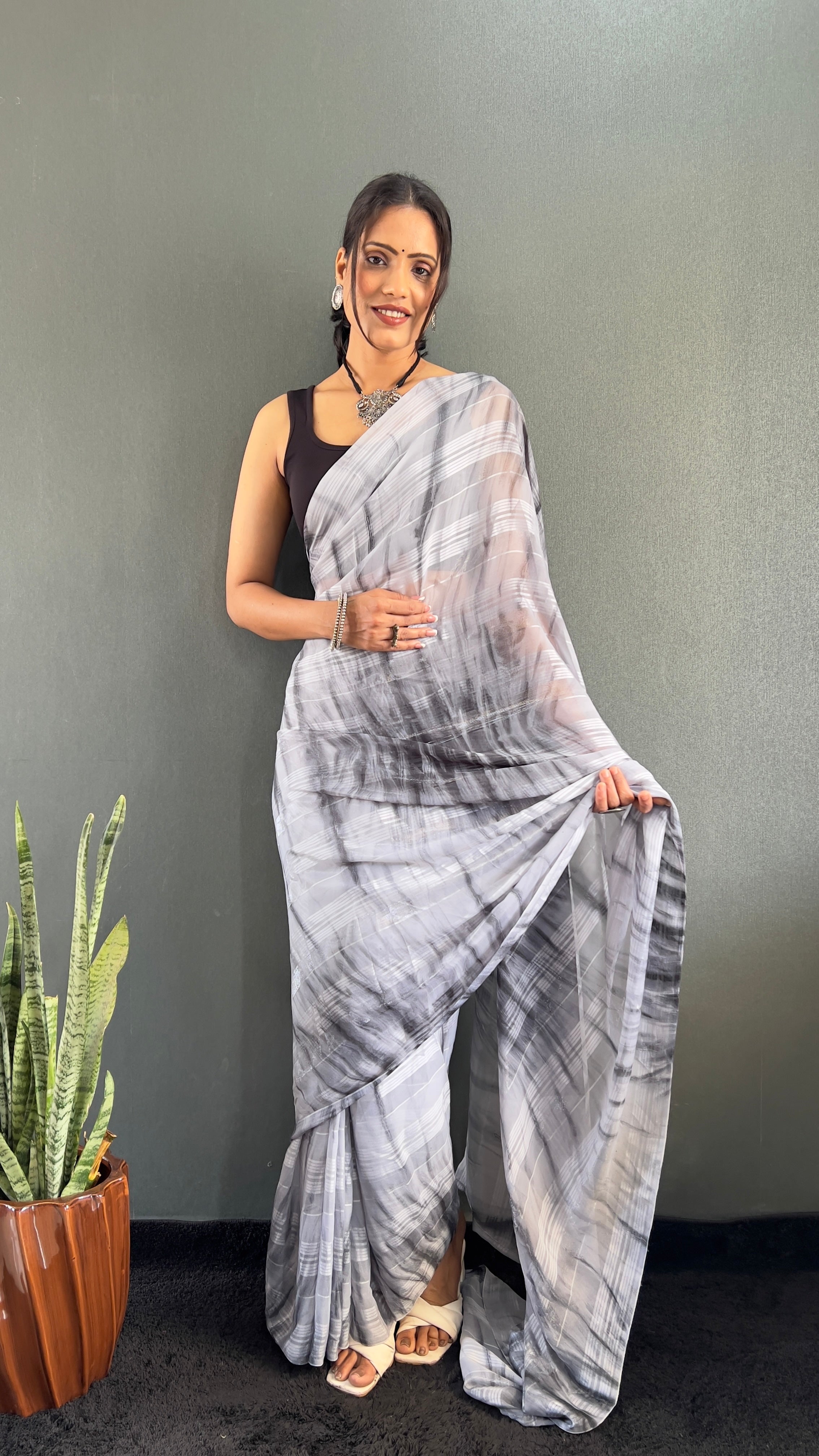 Annaya One Minute Ready To Wear Grey Saree with unstitch Blouse