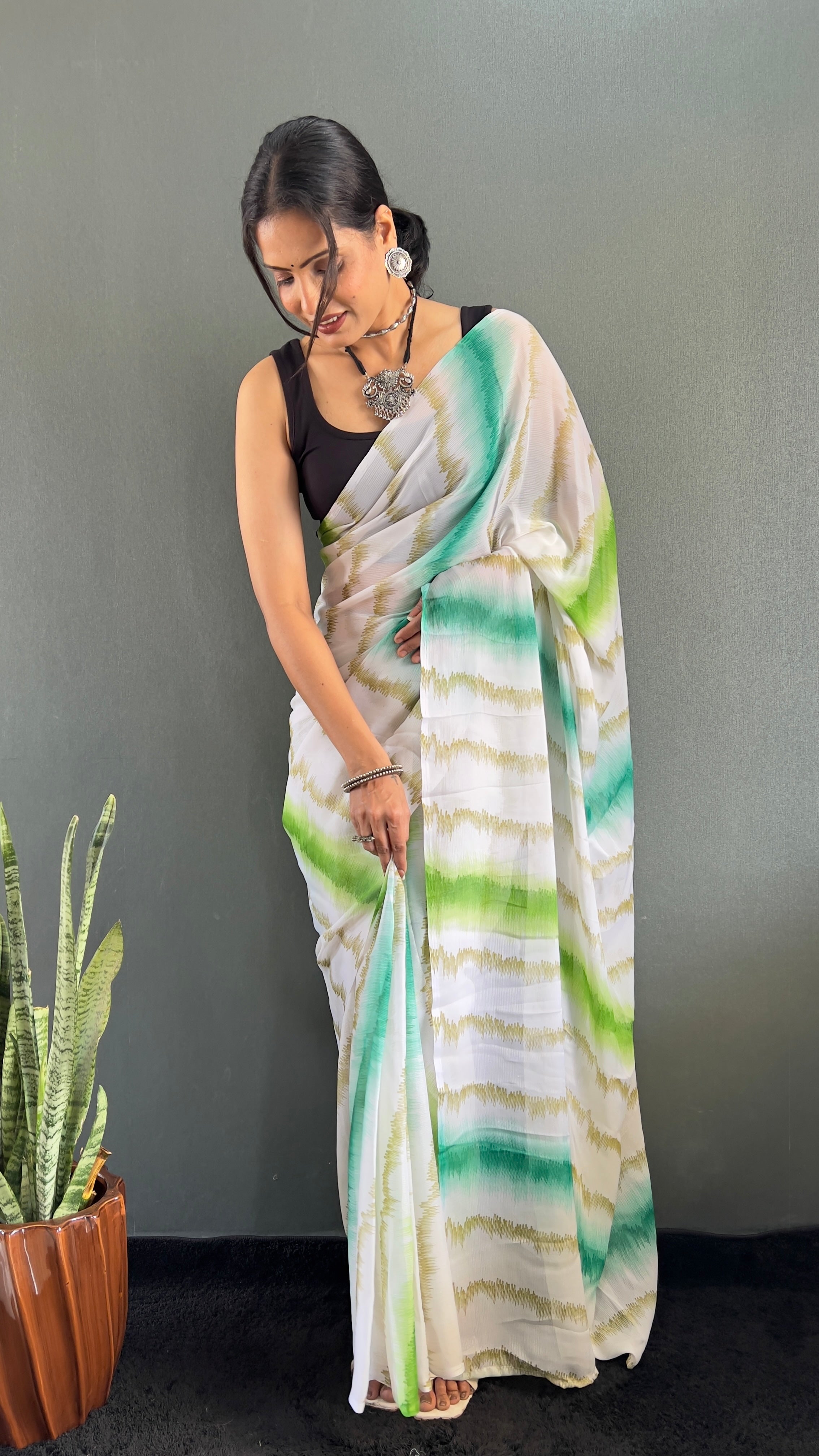 Anica One Minute Ready To Wear Green Saree With Unstiched Blouse