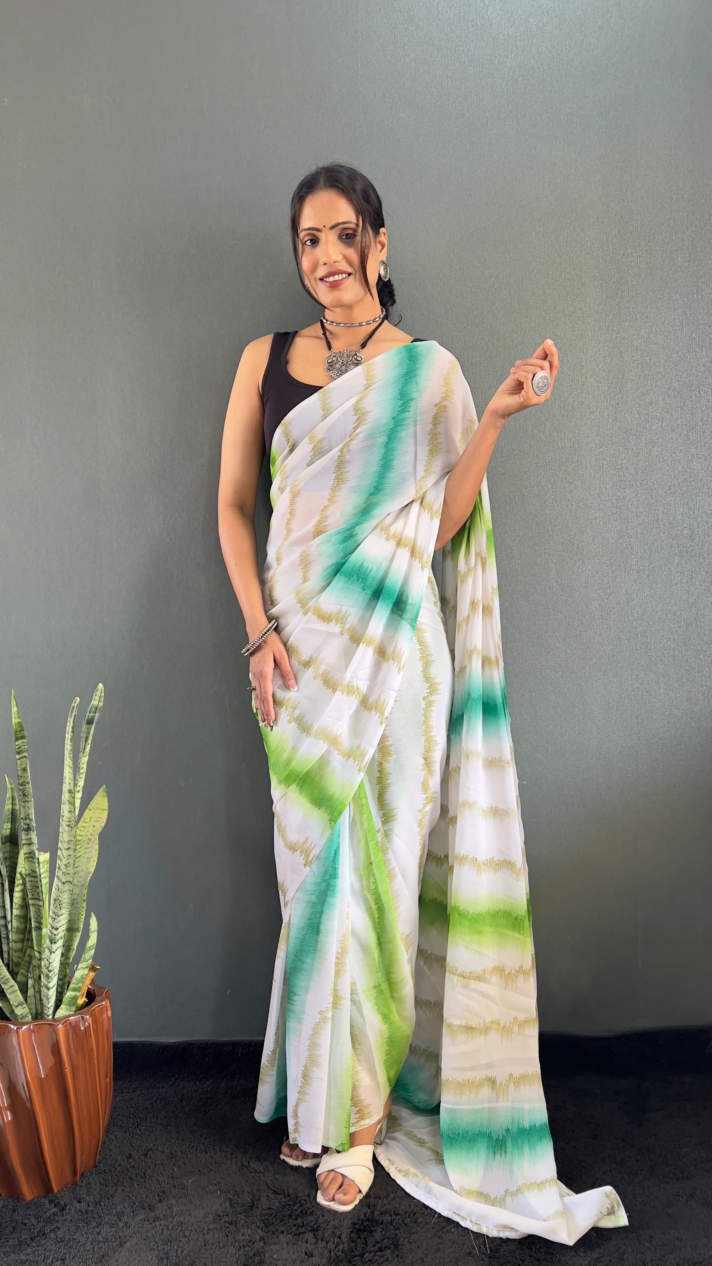 Anica One Minute Ready To Wear Green Saree With Unstiched Blouse